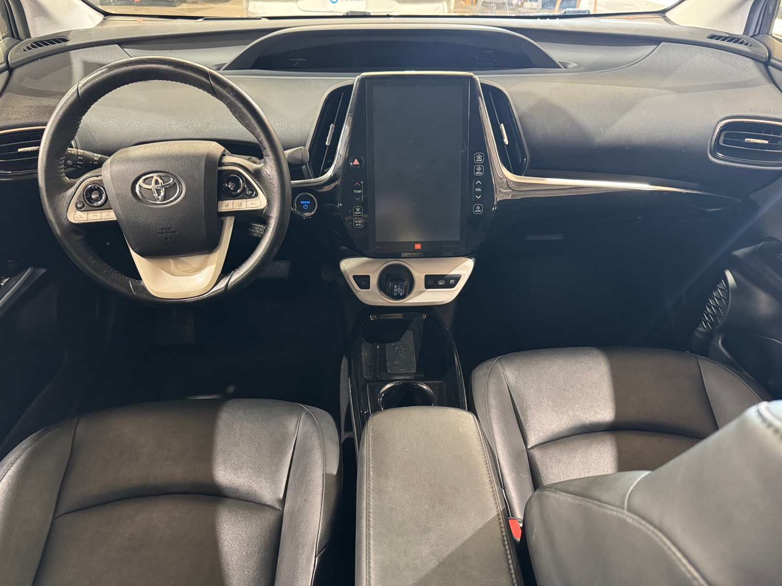 Thumbnail: 2017 Toyota Prius Prime - 3