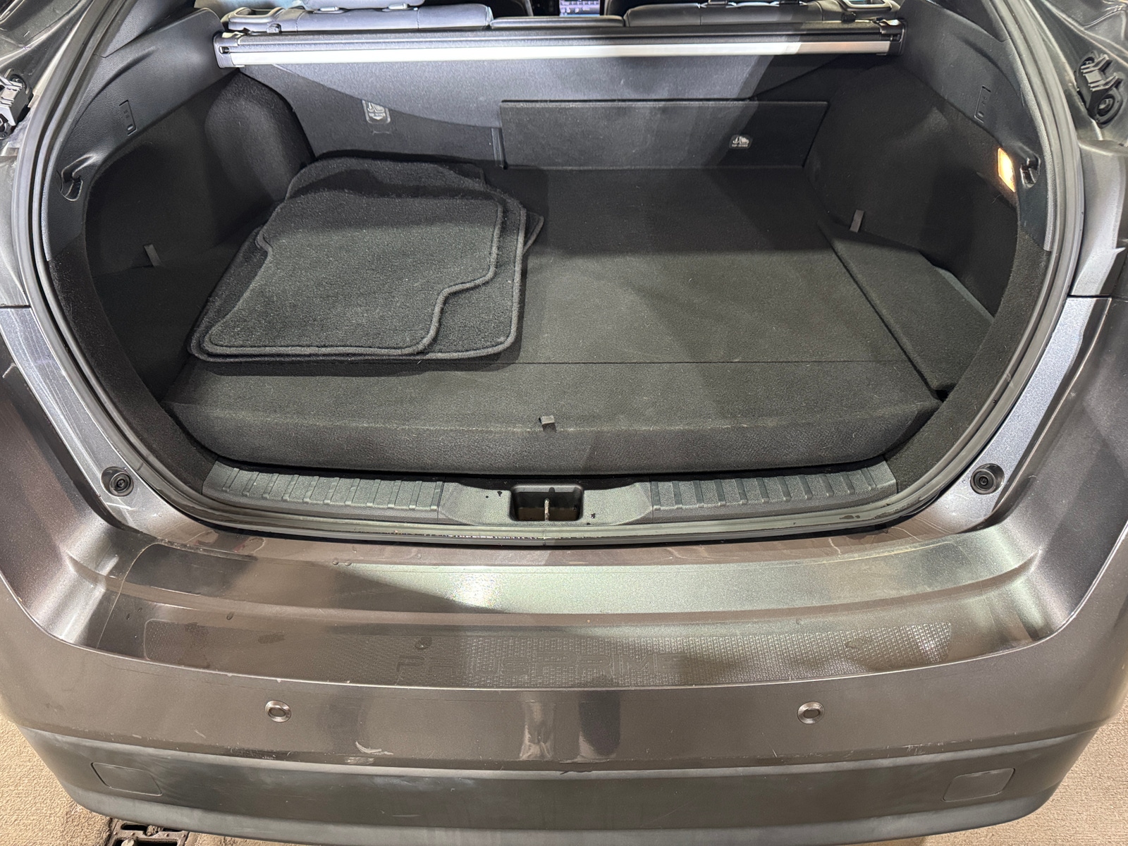 Thumbnail: 2017 Toyota Prius Prime - 7