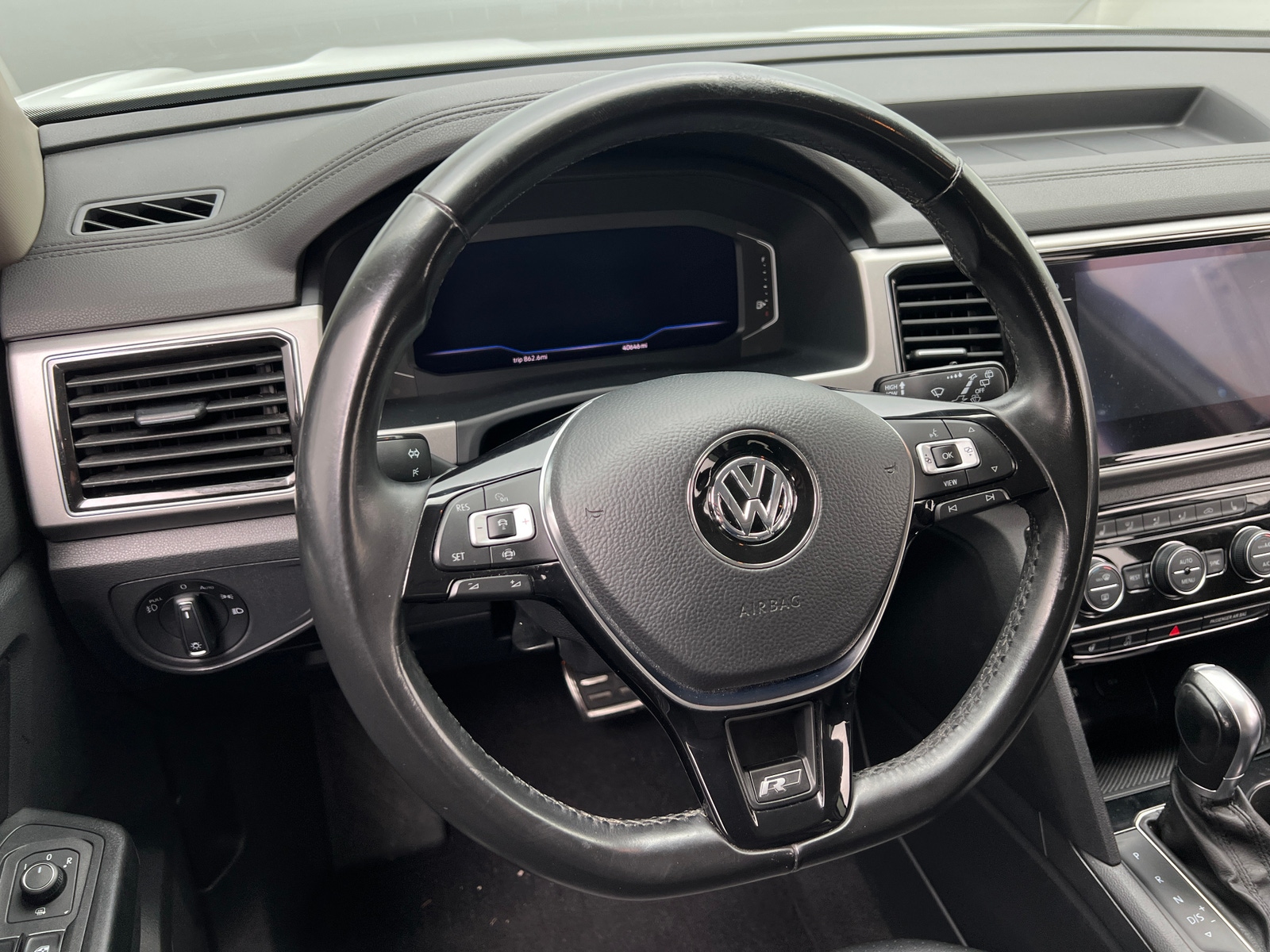Thumbnail: 2019 Volkswagen Atlas - 4