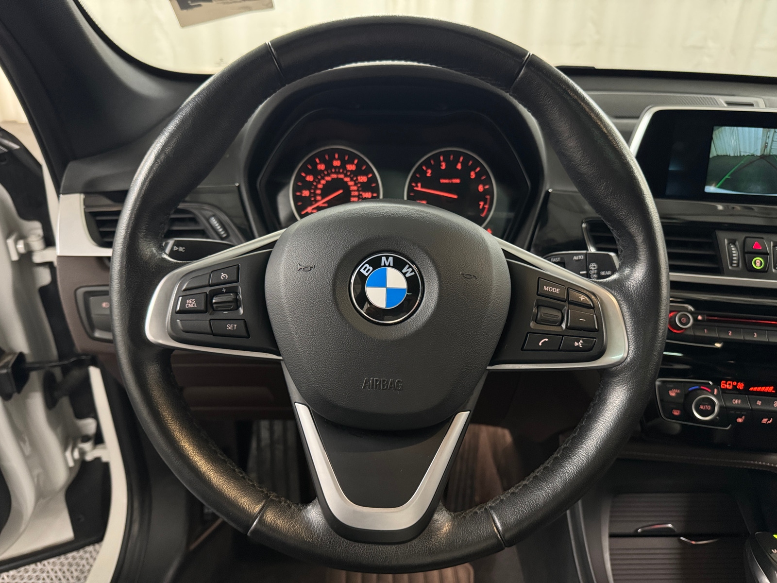 Thumbnail: 2018 BMW X1 - 4