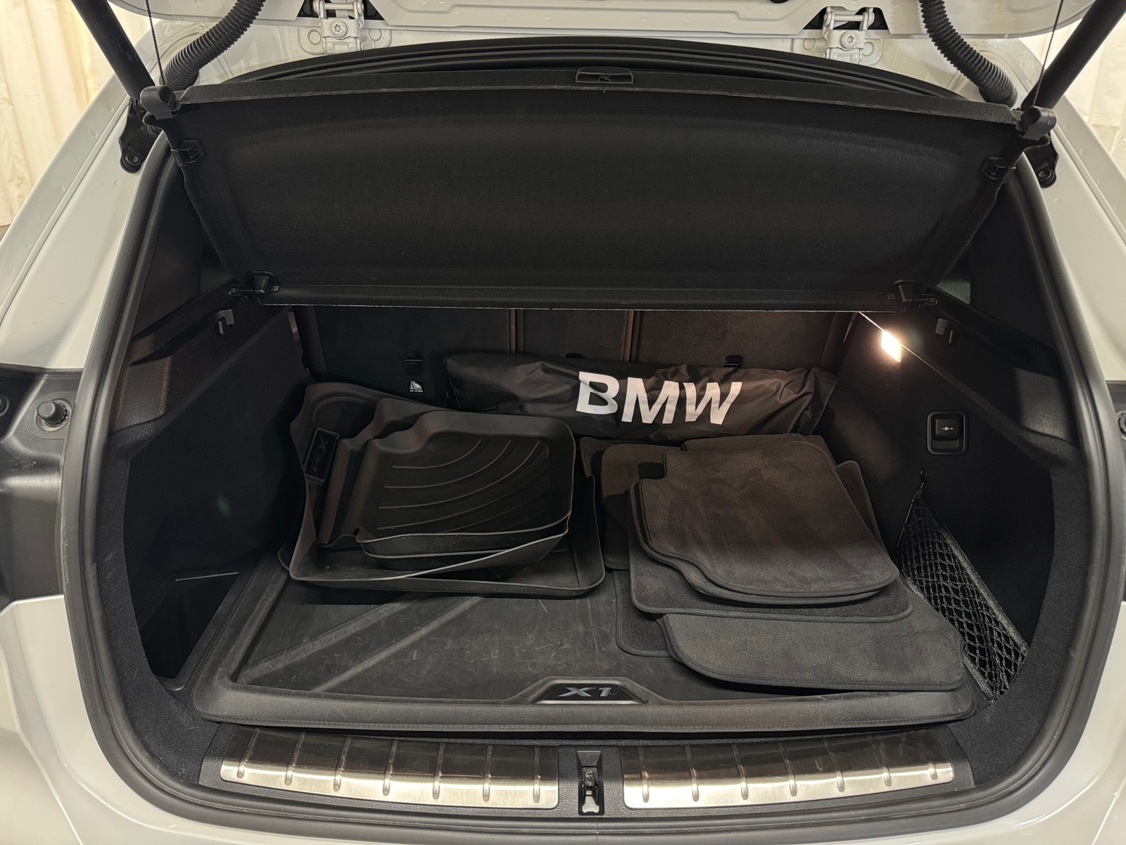 Thumbnail: 2018 BMW X1 - 6