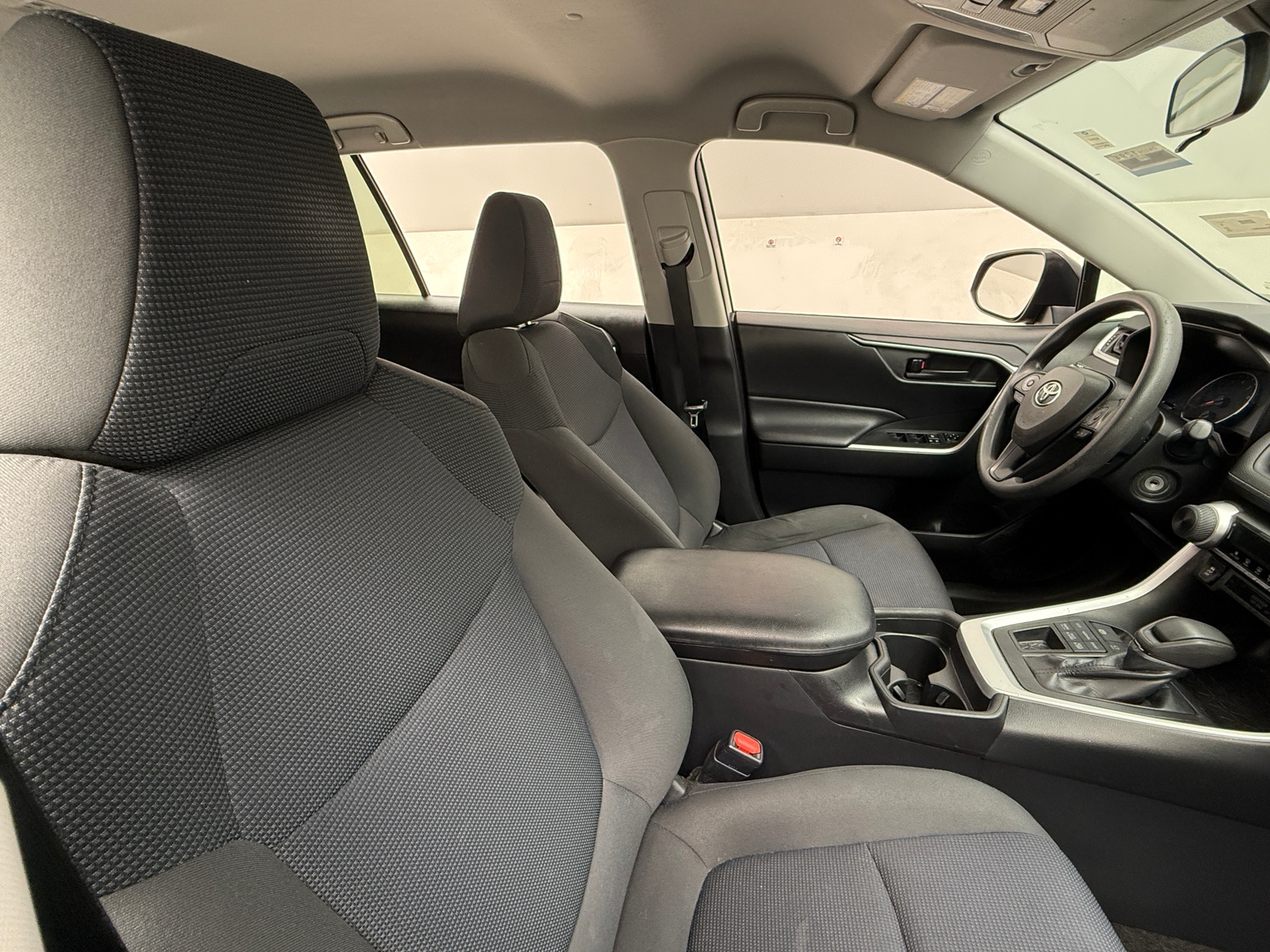 Thumbnail: 2019 Toyota RAV4 - 2