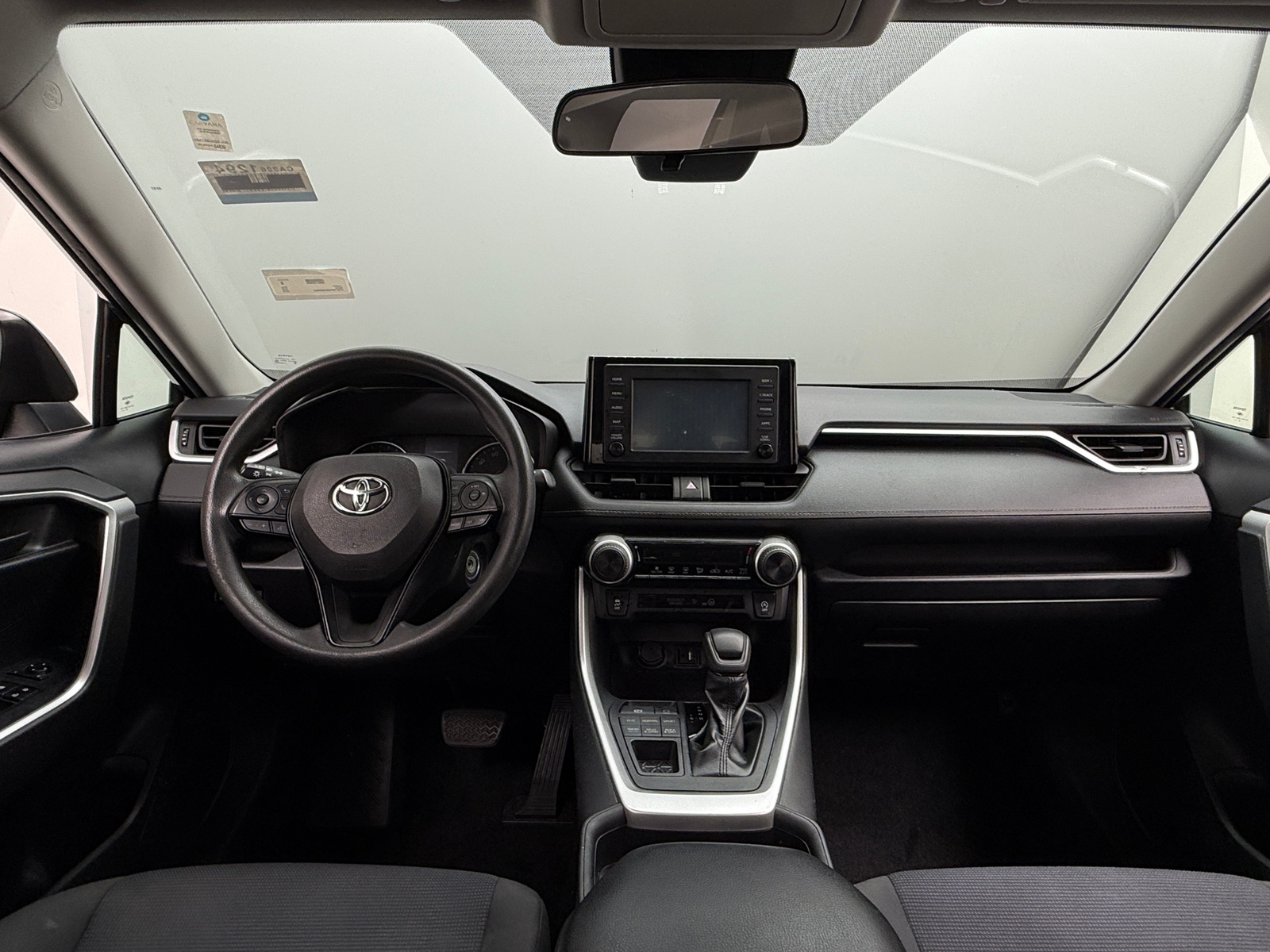 Thumbnail: 2019 Toyota RAV4 - 3