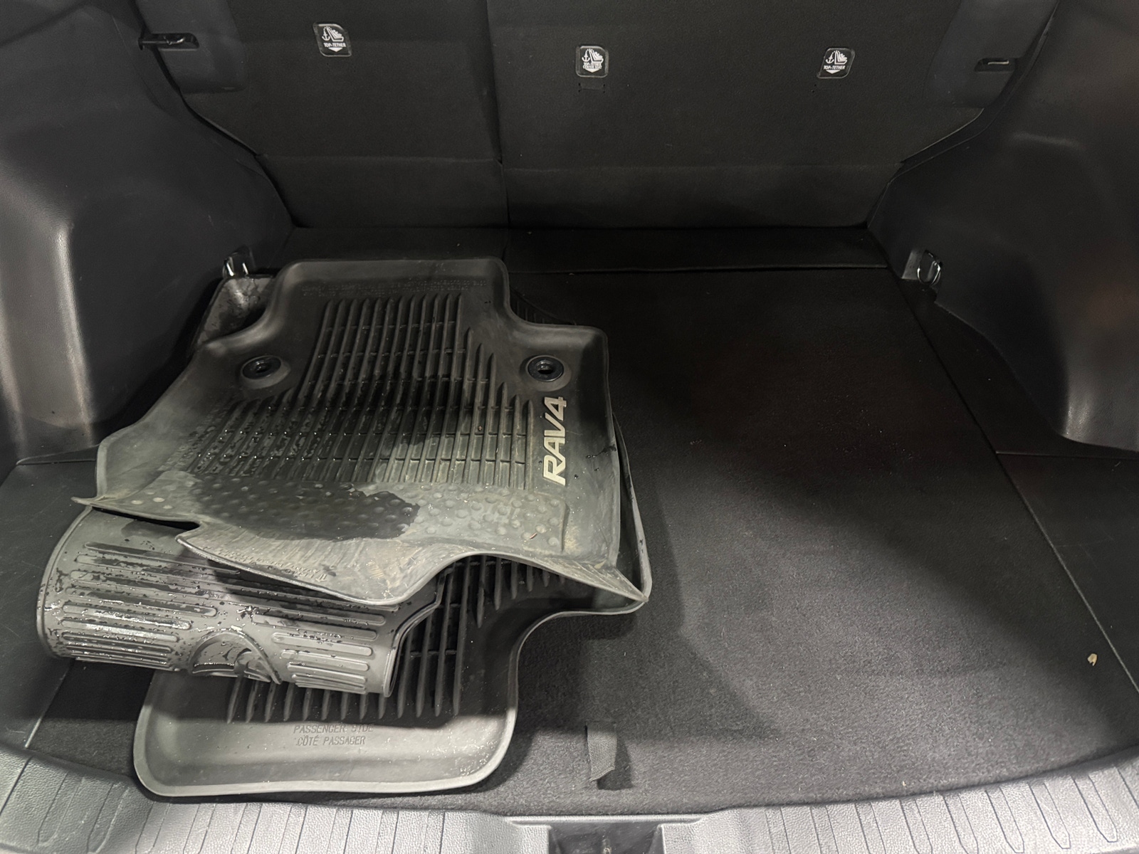 Thumbnail: 2019 Toyota RAV4 - 7