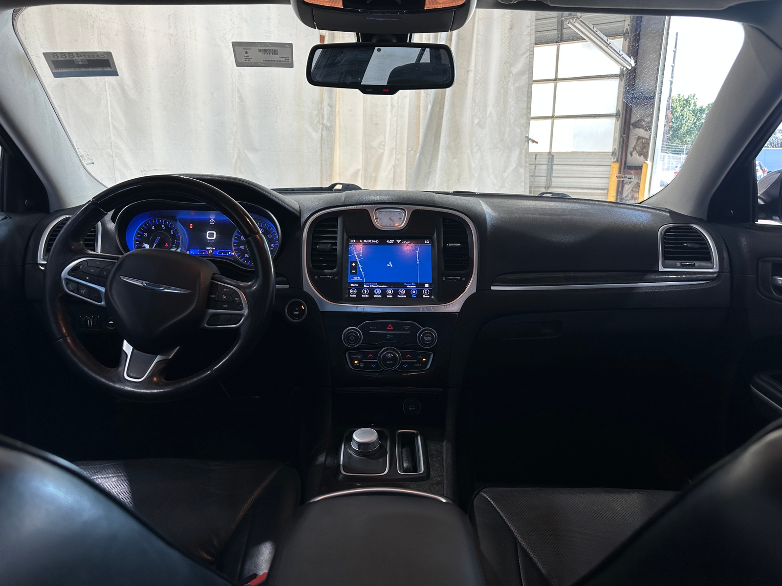 Thumbnail: 2019 Chrysler 300 - 2