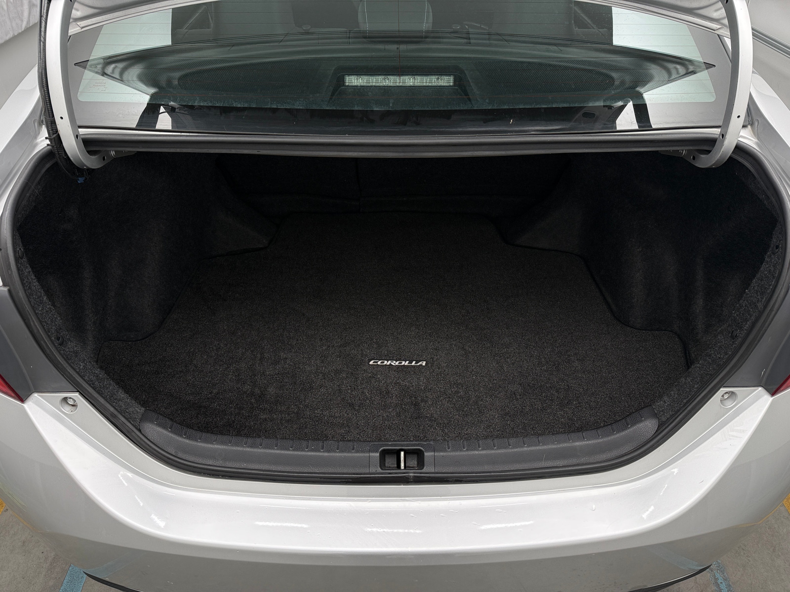 Thumbnail: 2015 Toyota Corolla - 7
