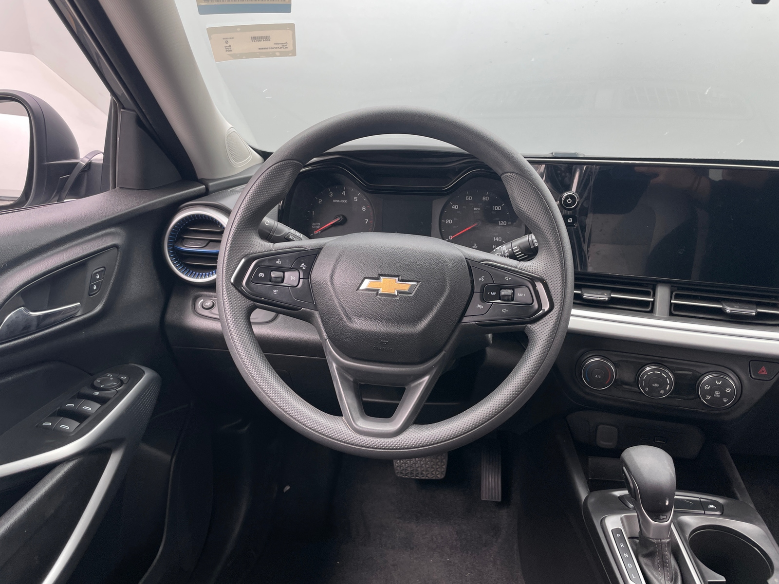 Thumbnail: 2025 Chevrolet Trax - 5