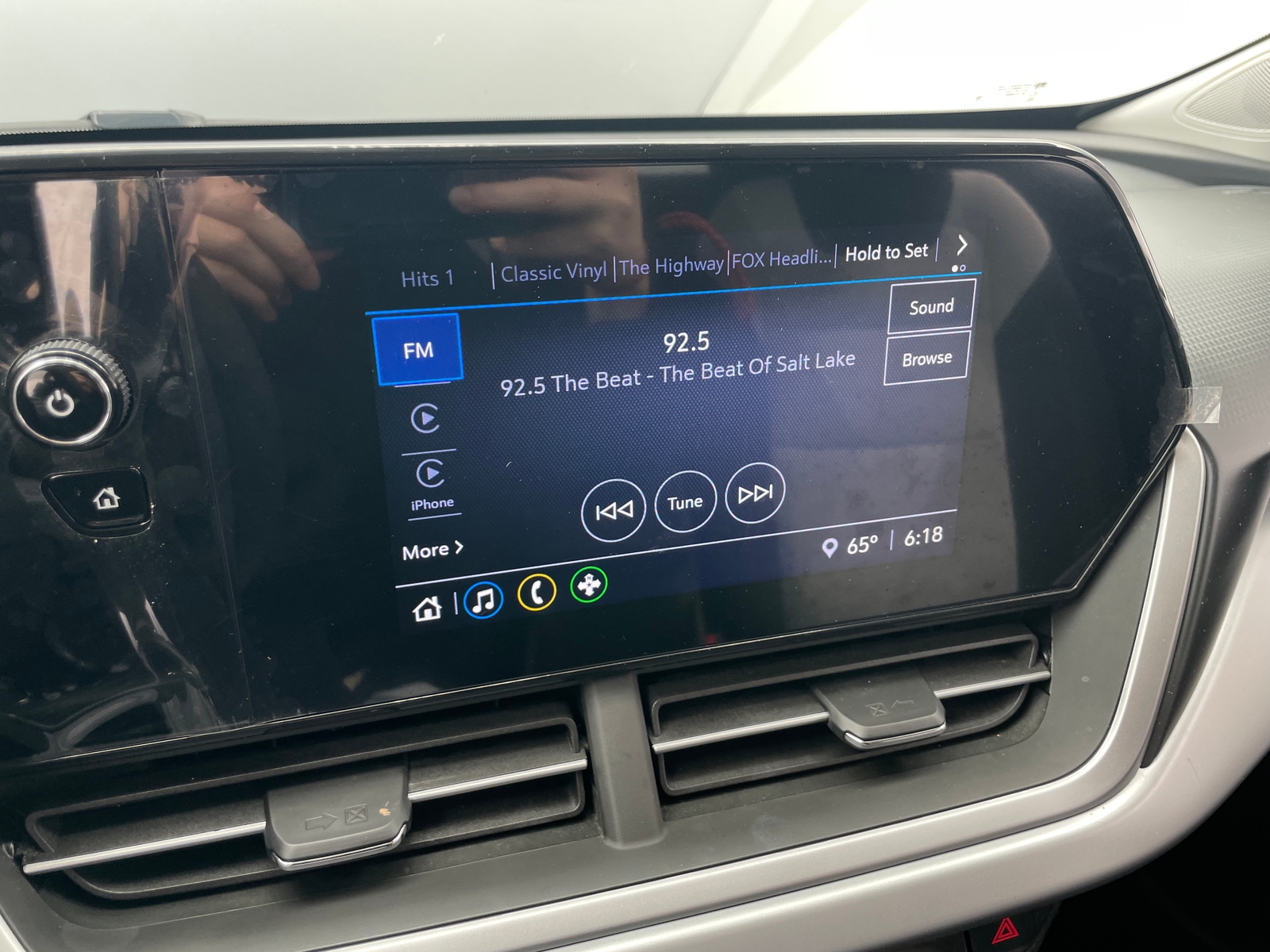 Thumbnail: 2025 Chevrolet Trax - 4