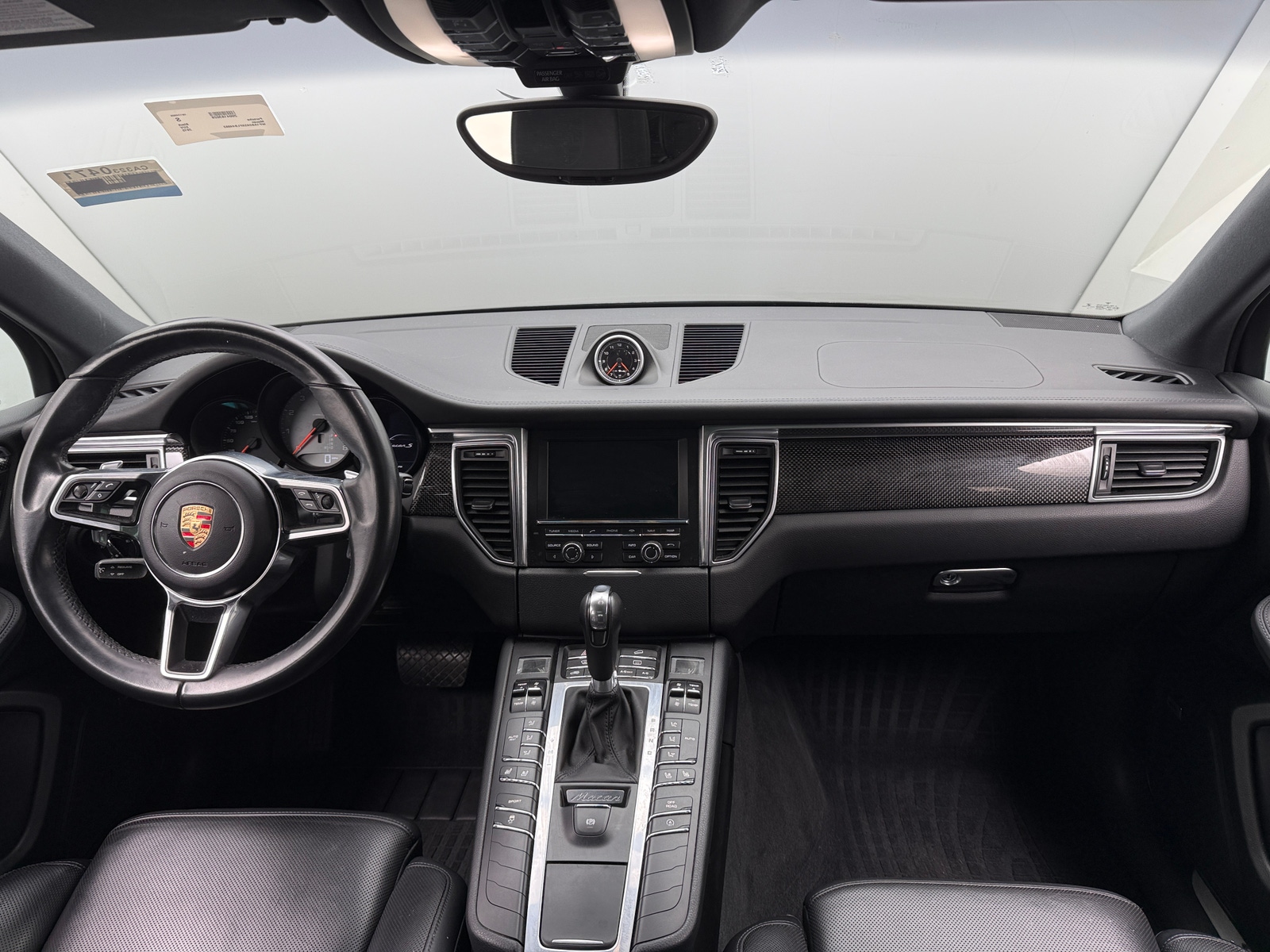 Thumbnail: 2015 Porsche Macan - 2