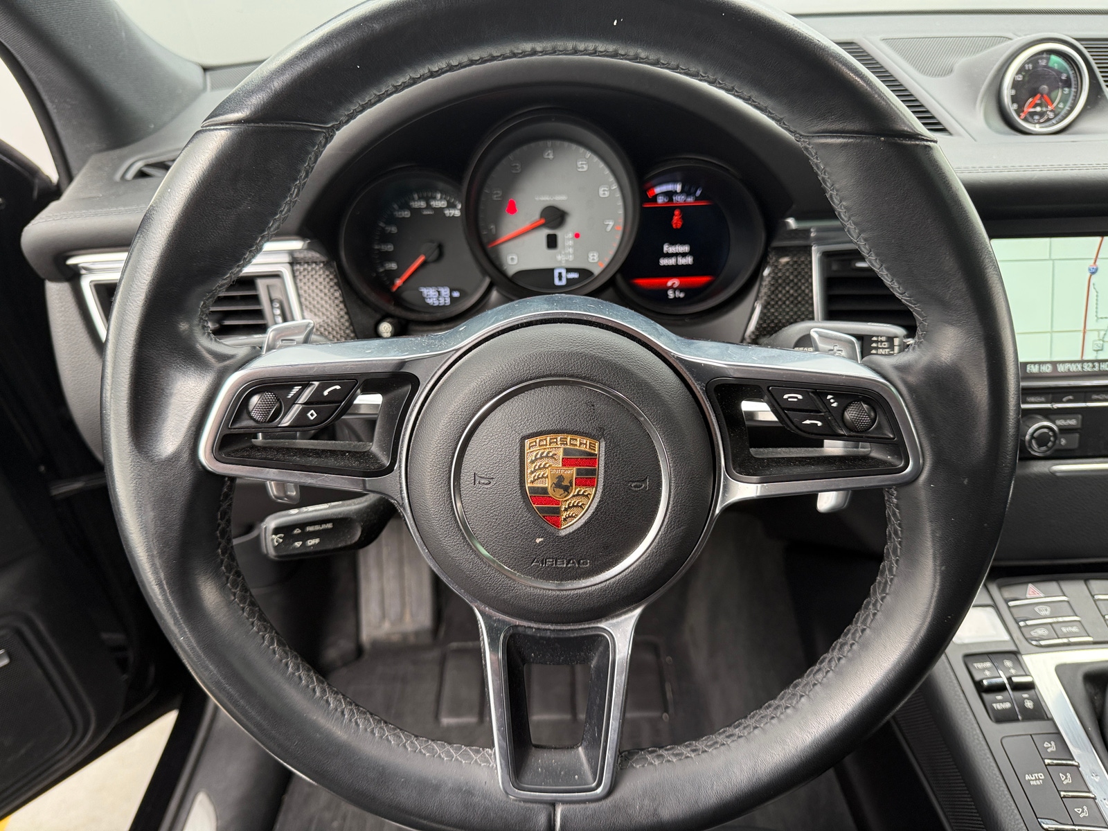 Thumbnail: 2015 Porsche Macan - 4