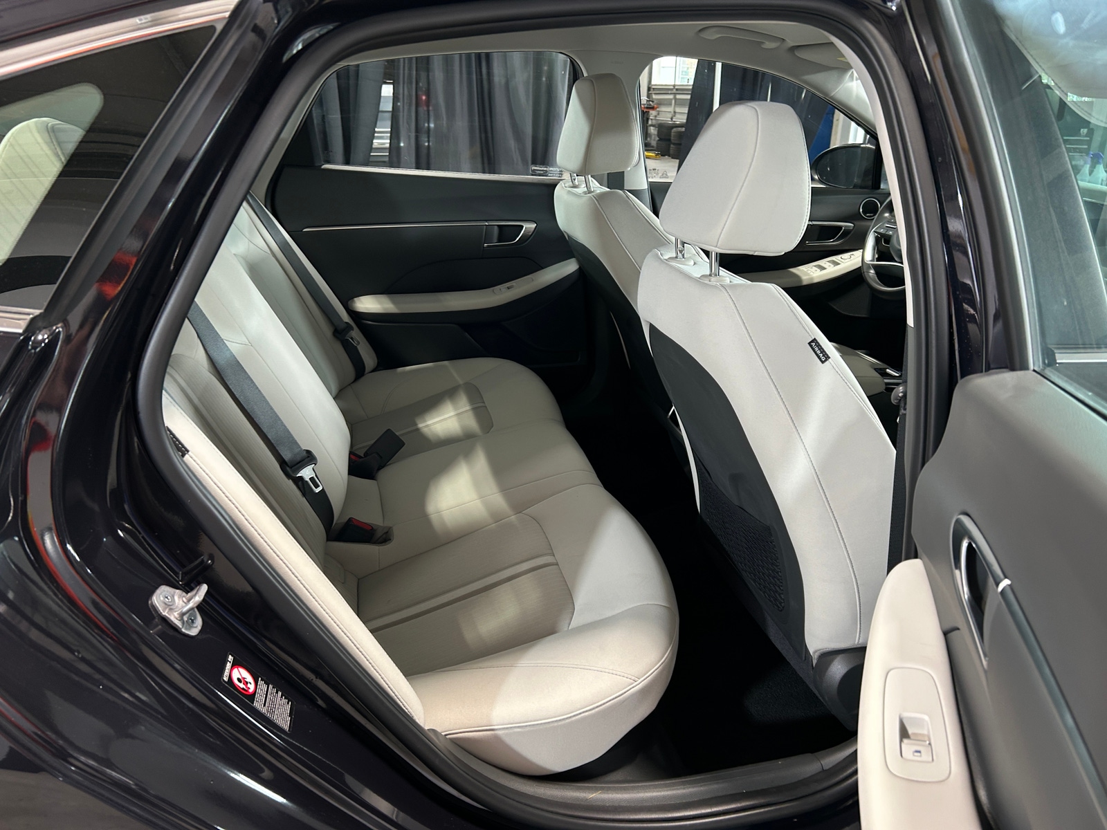 Thumbnail: 2023 Hyundai Sonata - 6