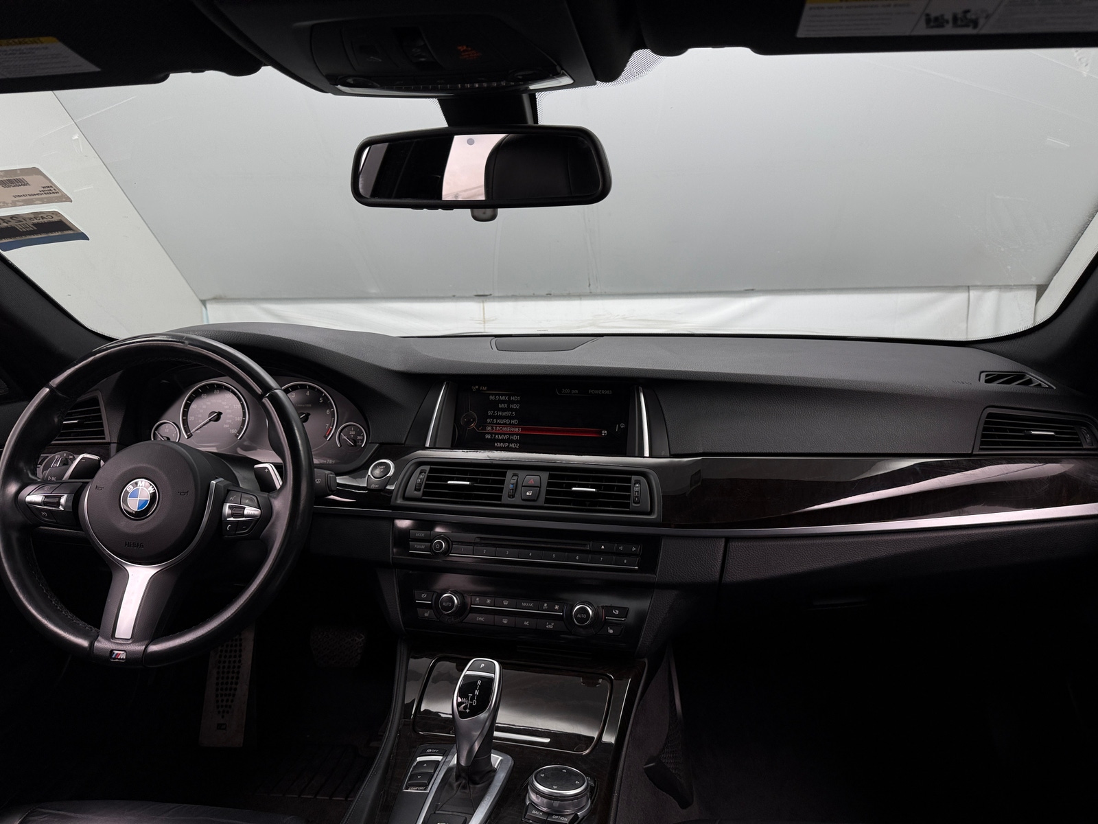 Thumbnail: 2016 BMW 5 Series - 2