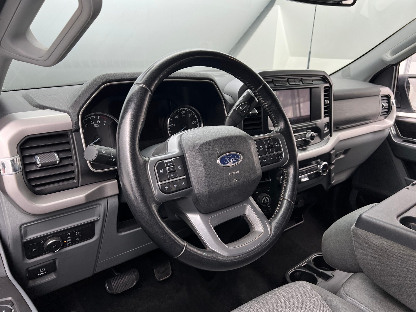 Thumbnail: 2022 Ford Econoline - 5