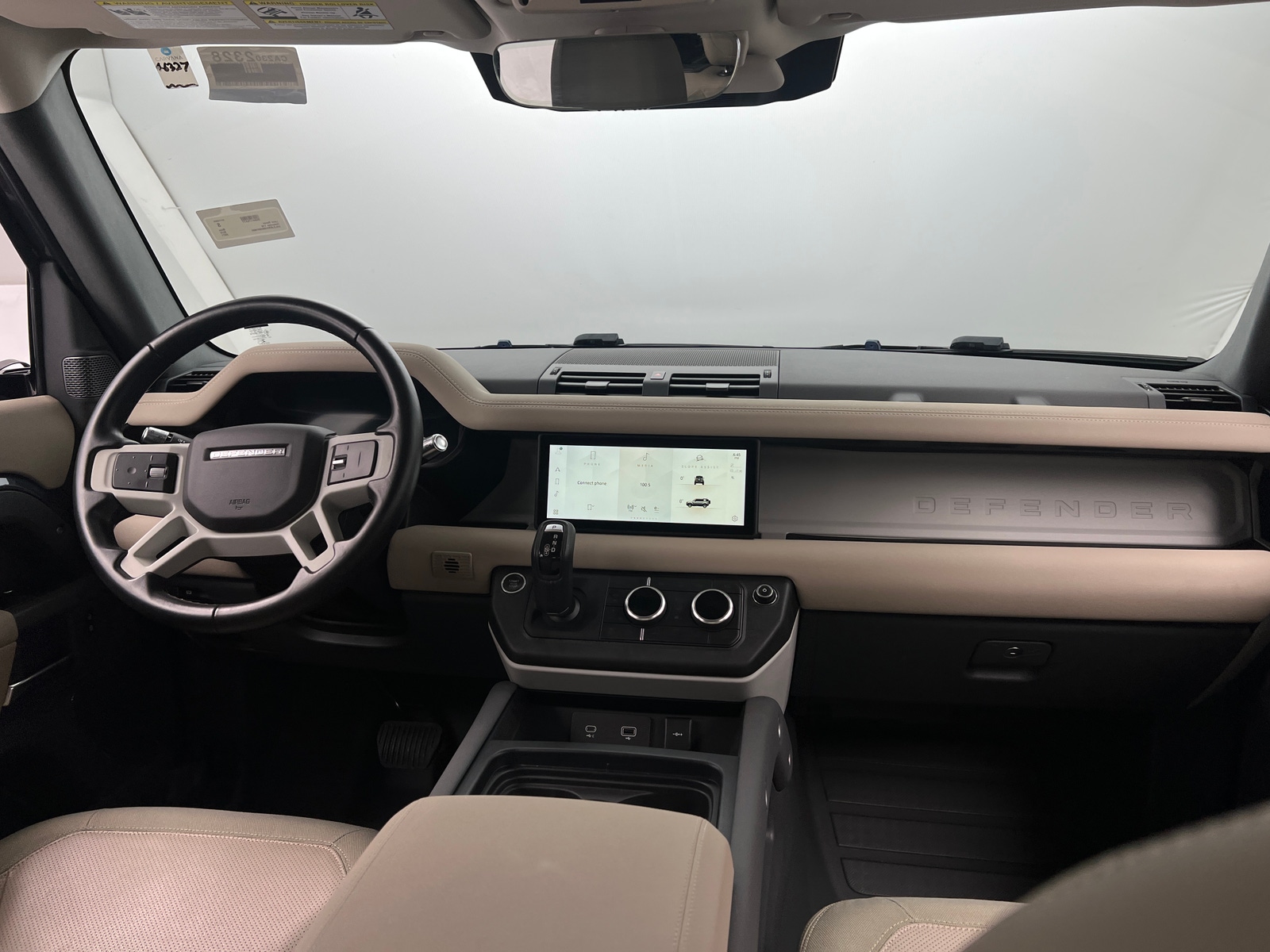 Thumbnail: 2021 Land Rover Defender - 2