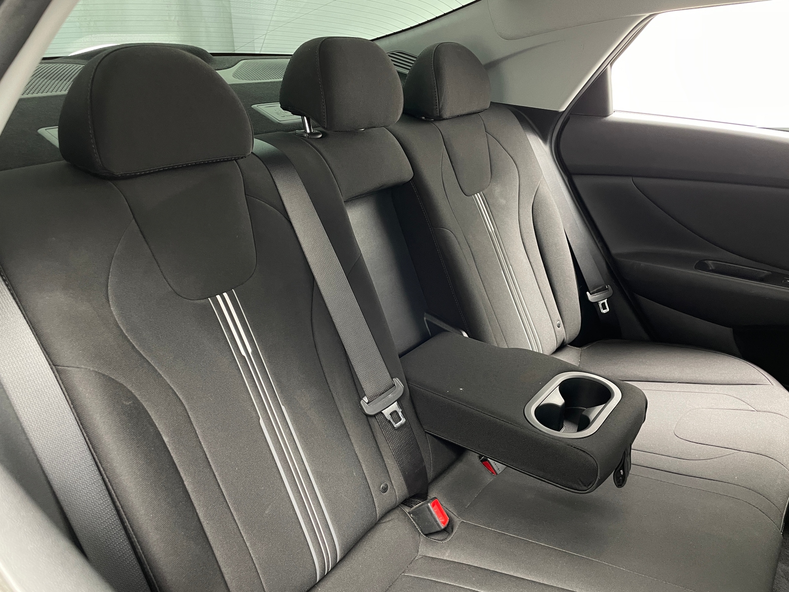 Thumbnail: 2022 Hyundai Elantra - 6