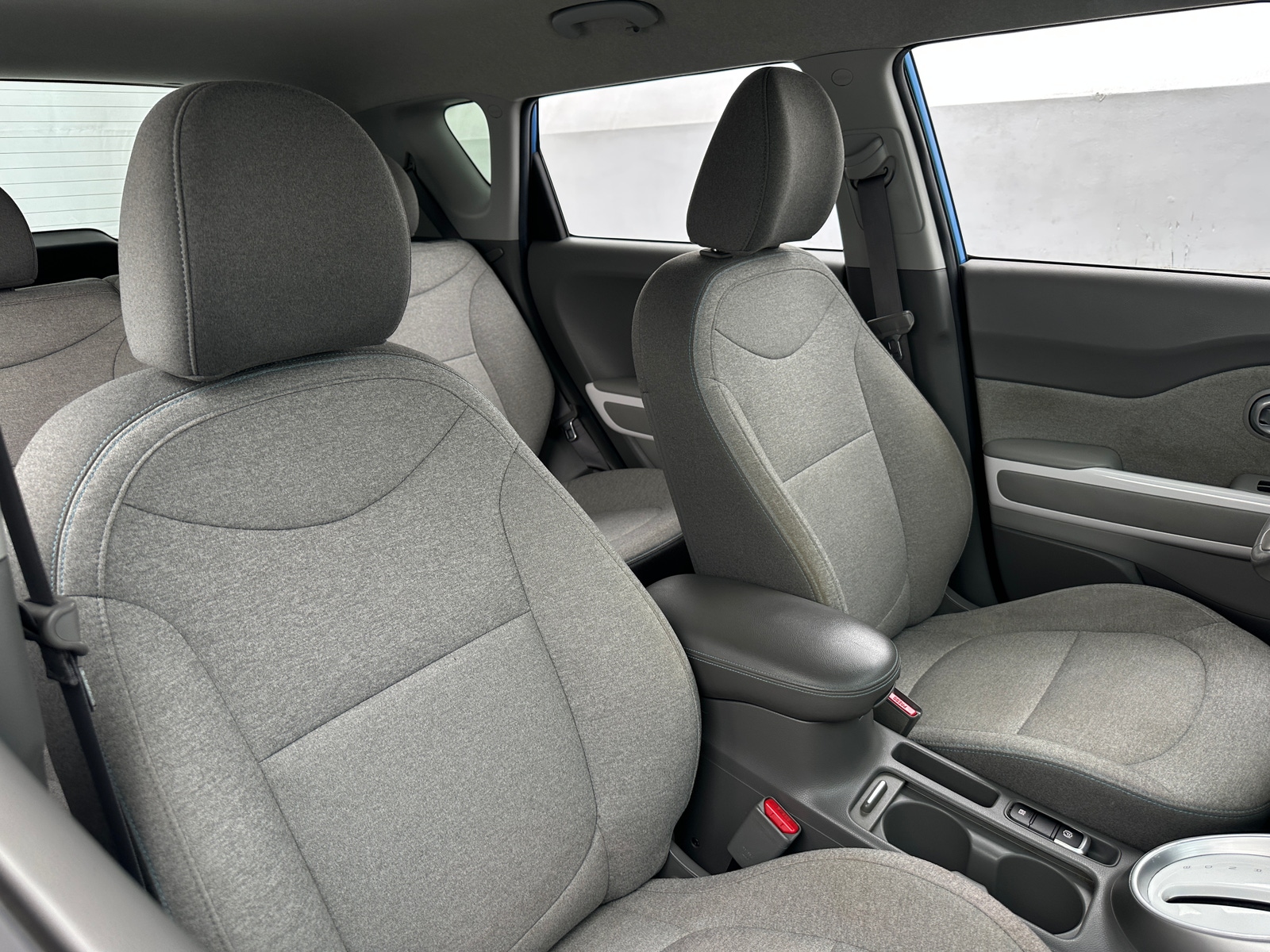 Thumbnail: 2017 Kia Soul EV - 2