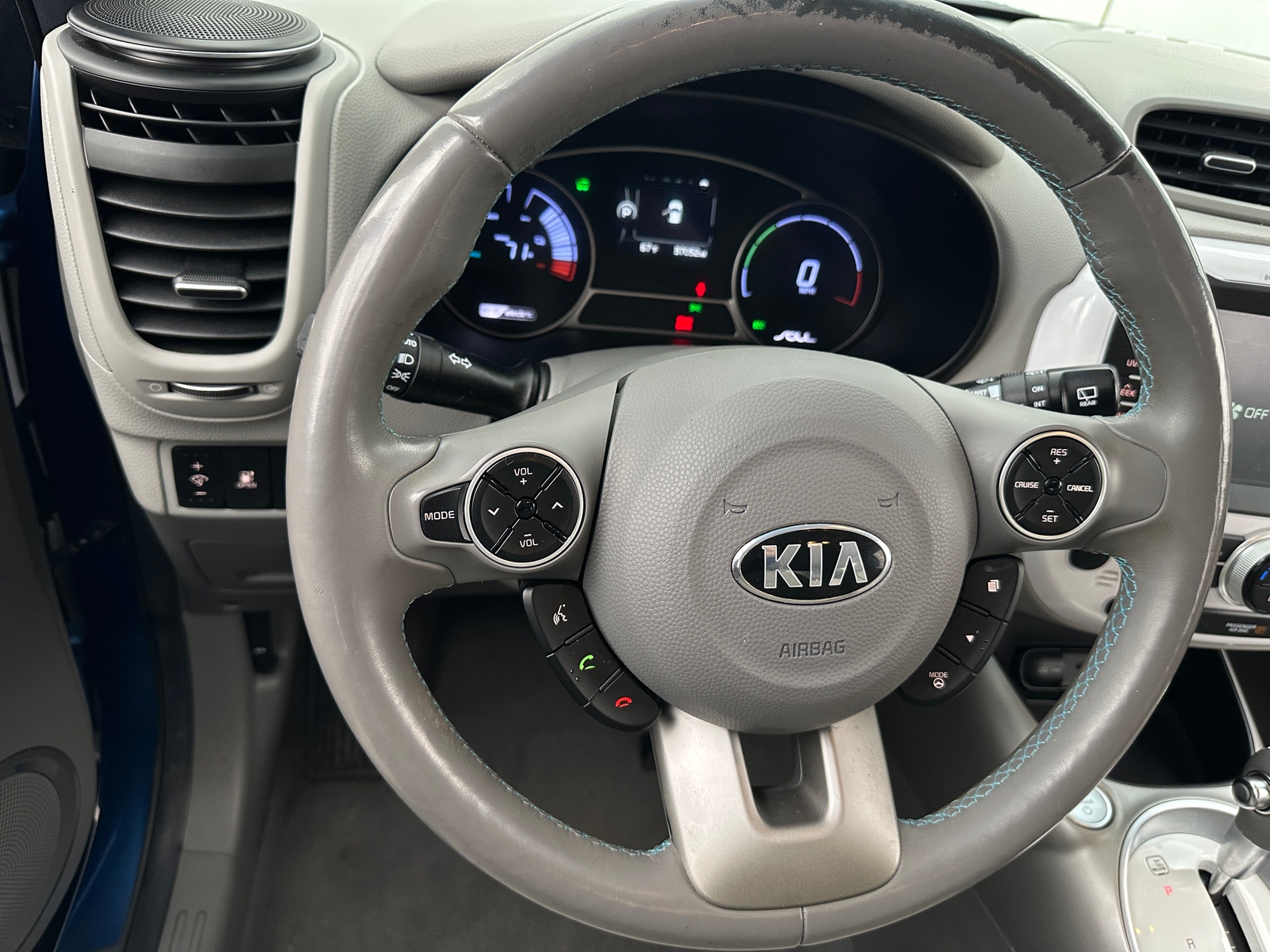 Thumbnail: 2017 Kia Soul EV - 5