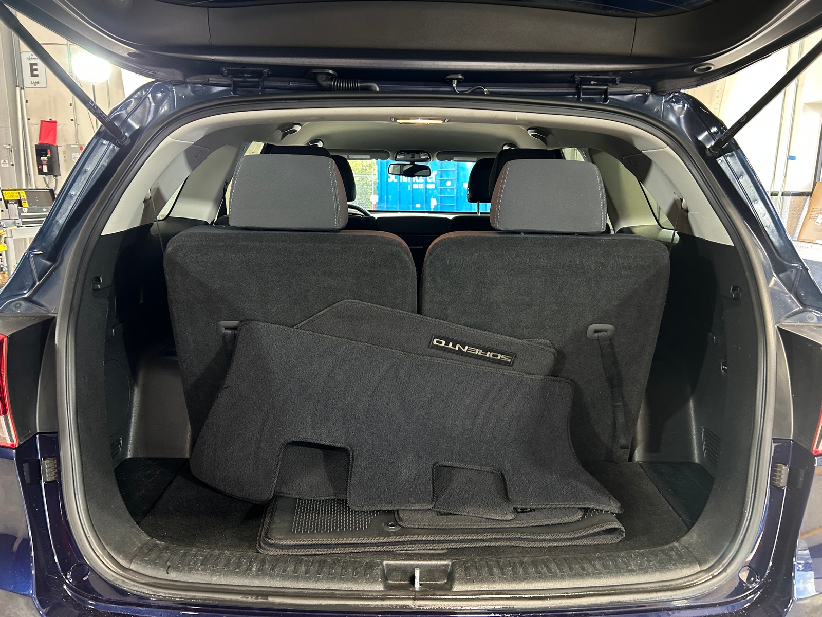 Thumbnail: 2019 Kia Sorento - 7