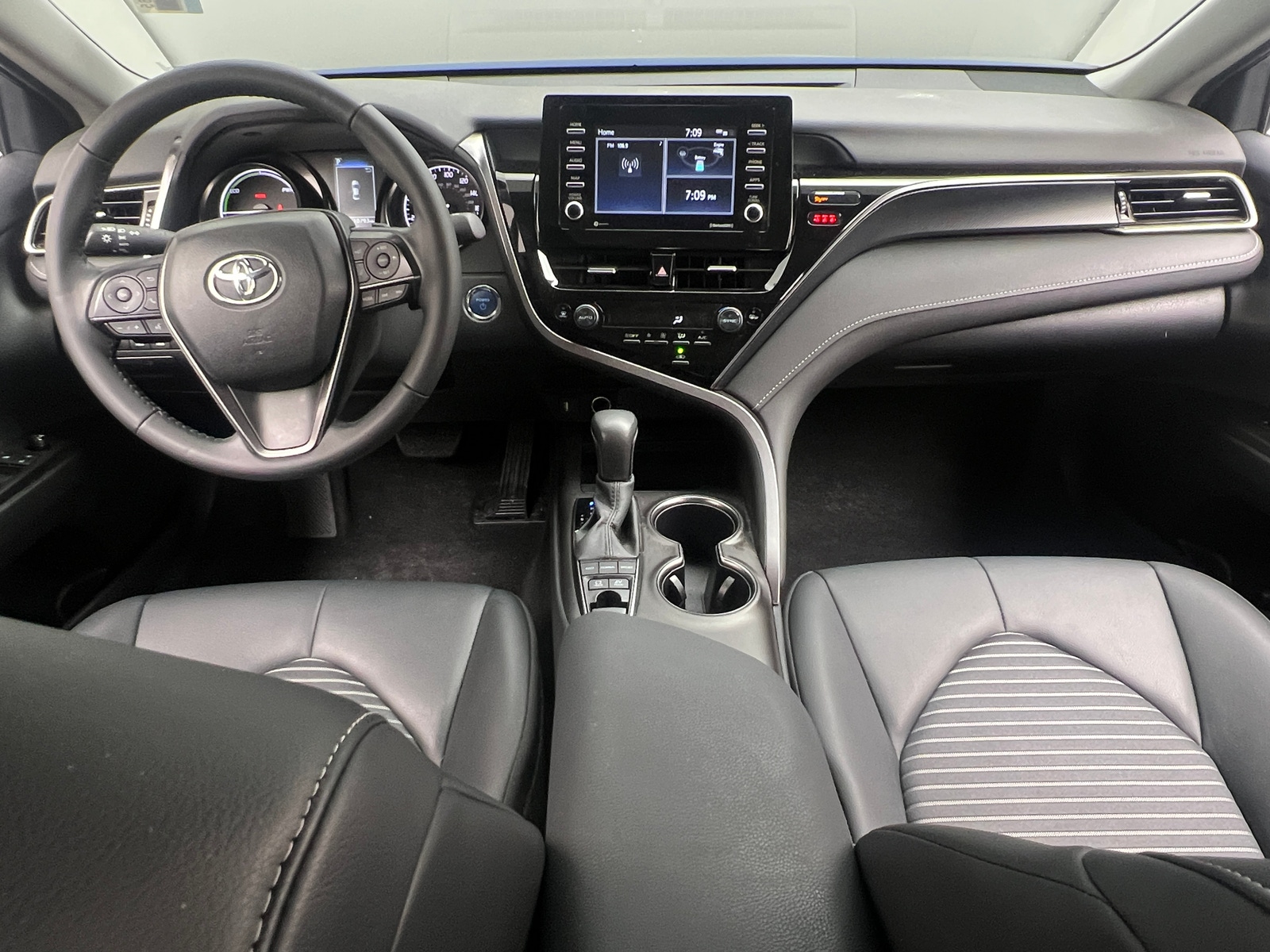 Thumbnail: 2024 Toyota Camry - 2