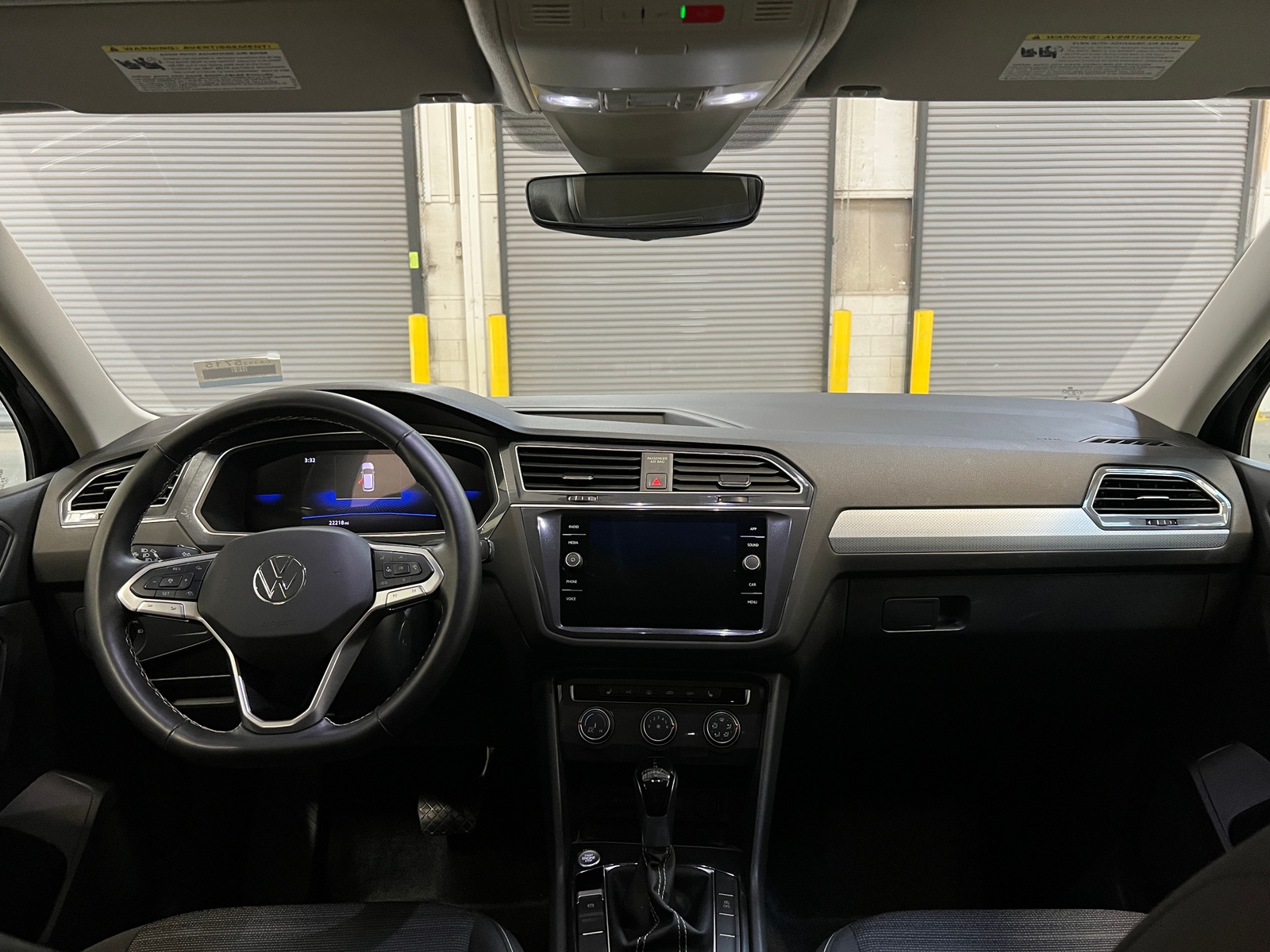 Thumbnail: 2024 Volkswagen Tiguan - 3