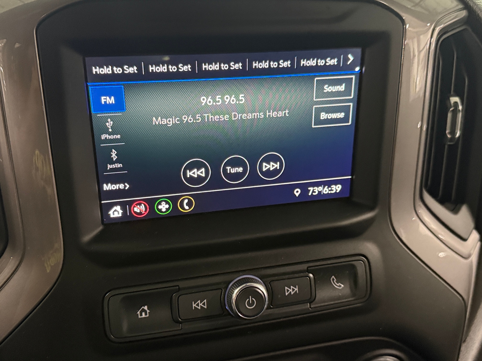 Thumbnail: 2022 Chevrolet Silverado 1500 - 4