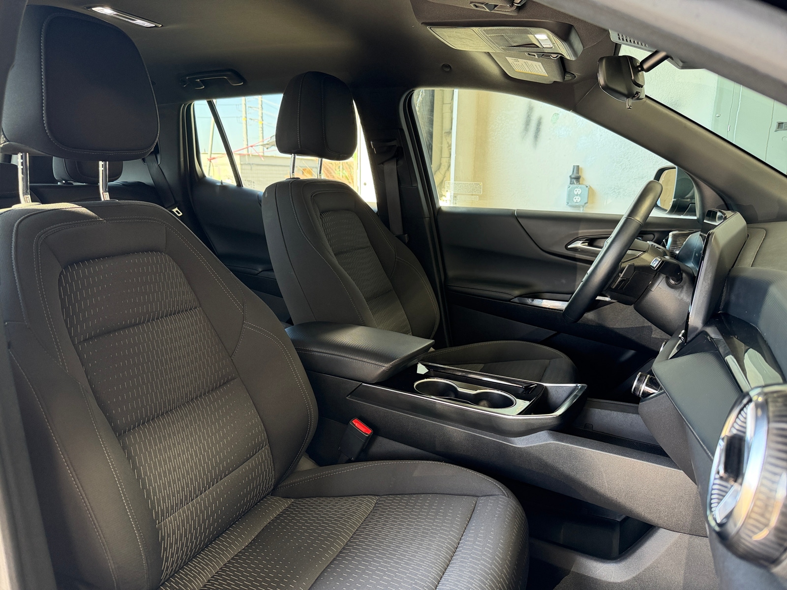 Thumbnail: 2025 Chevrolet Equinox - 2