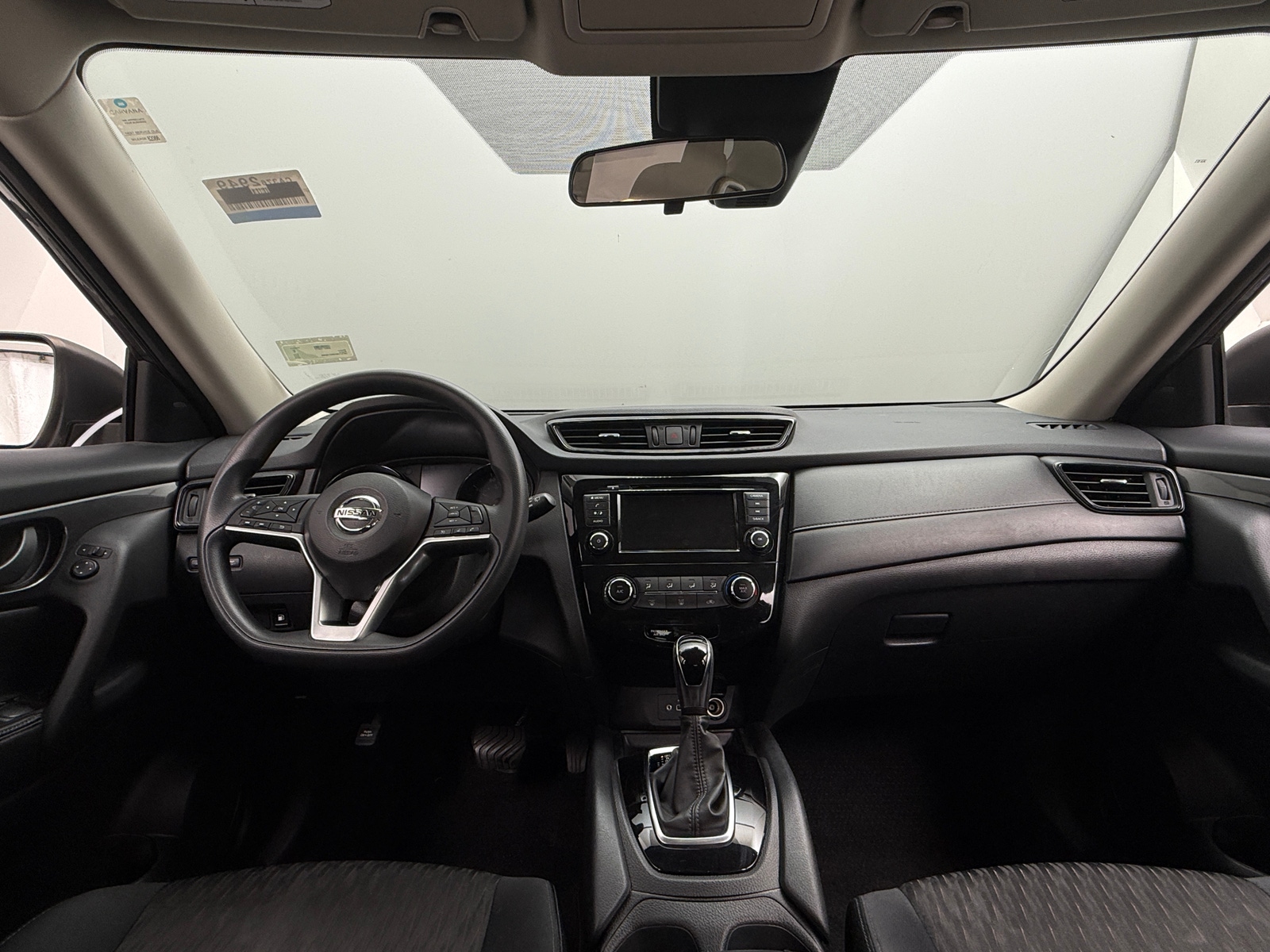Thumbnail: 2019 Nissan Rogue - 3