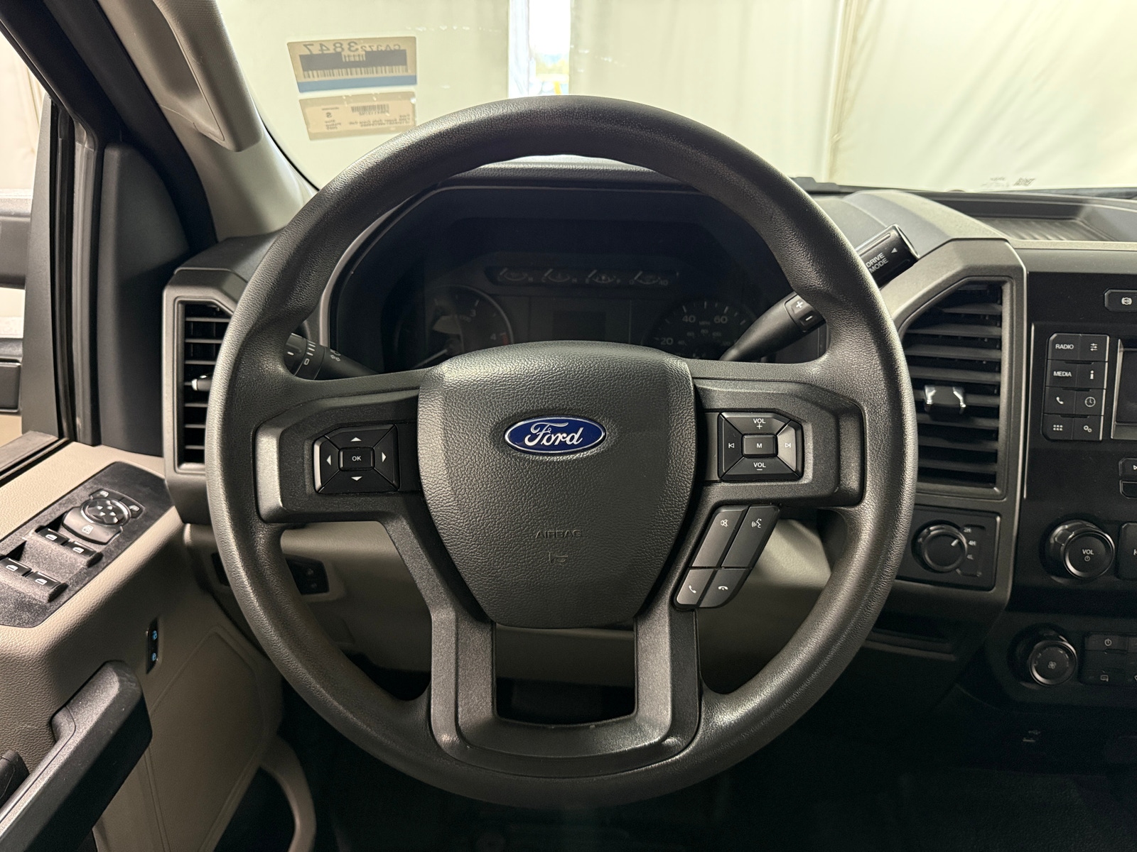 Thumbnail: 2022 Ford Econoline - 5