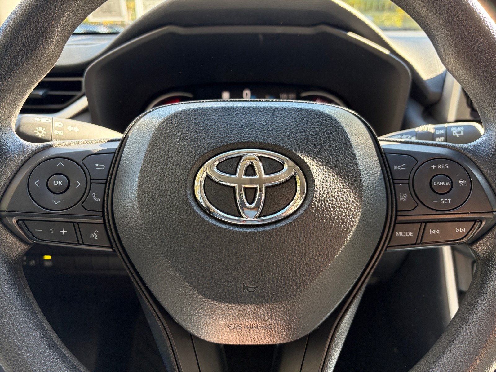 Thumbnail: 2025 Toyota RAV4 - 5