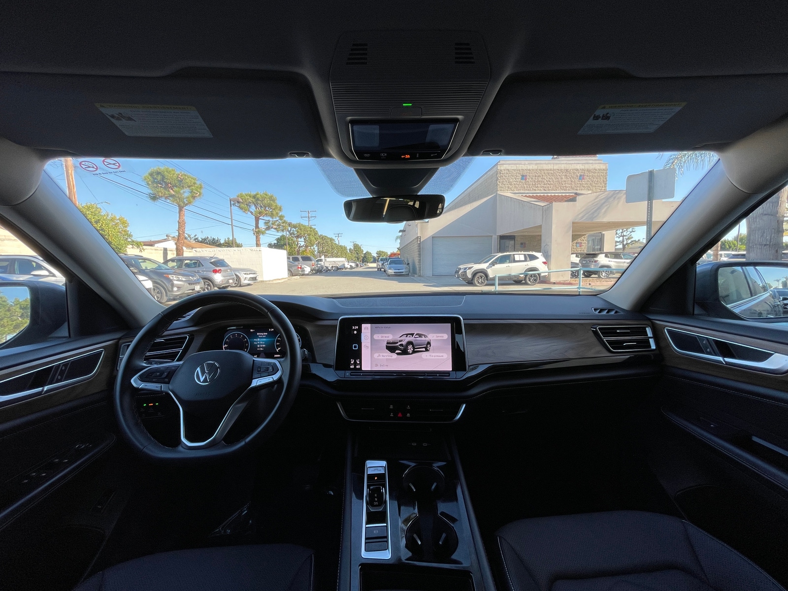 Thumbnail: 2025 Volkswagen Atlas - 3