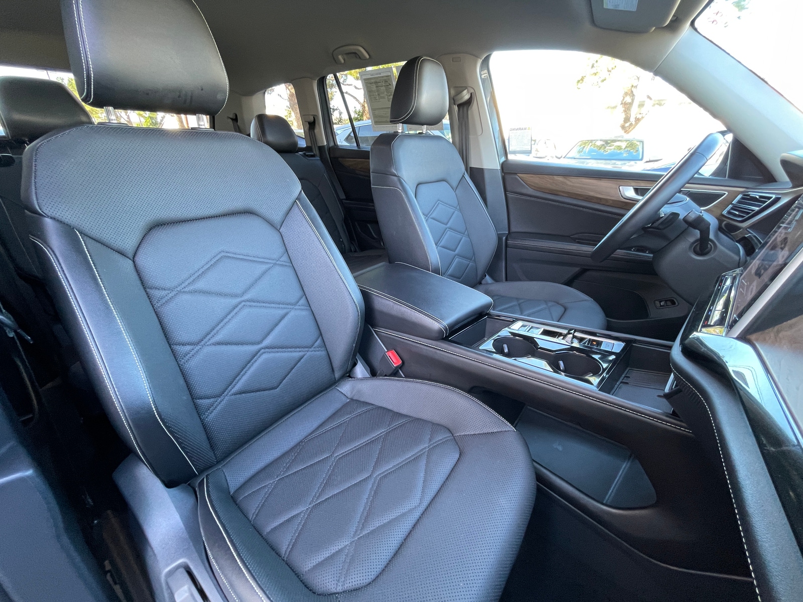 Thumbnail: 2025 Volkswagen Atlas - 2