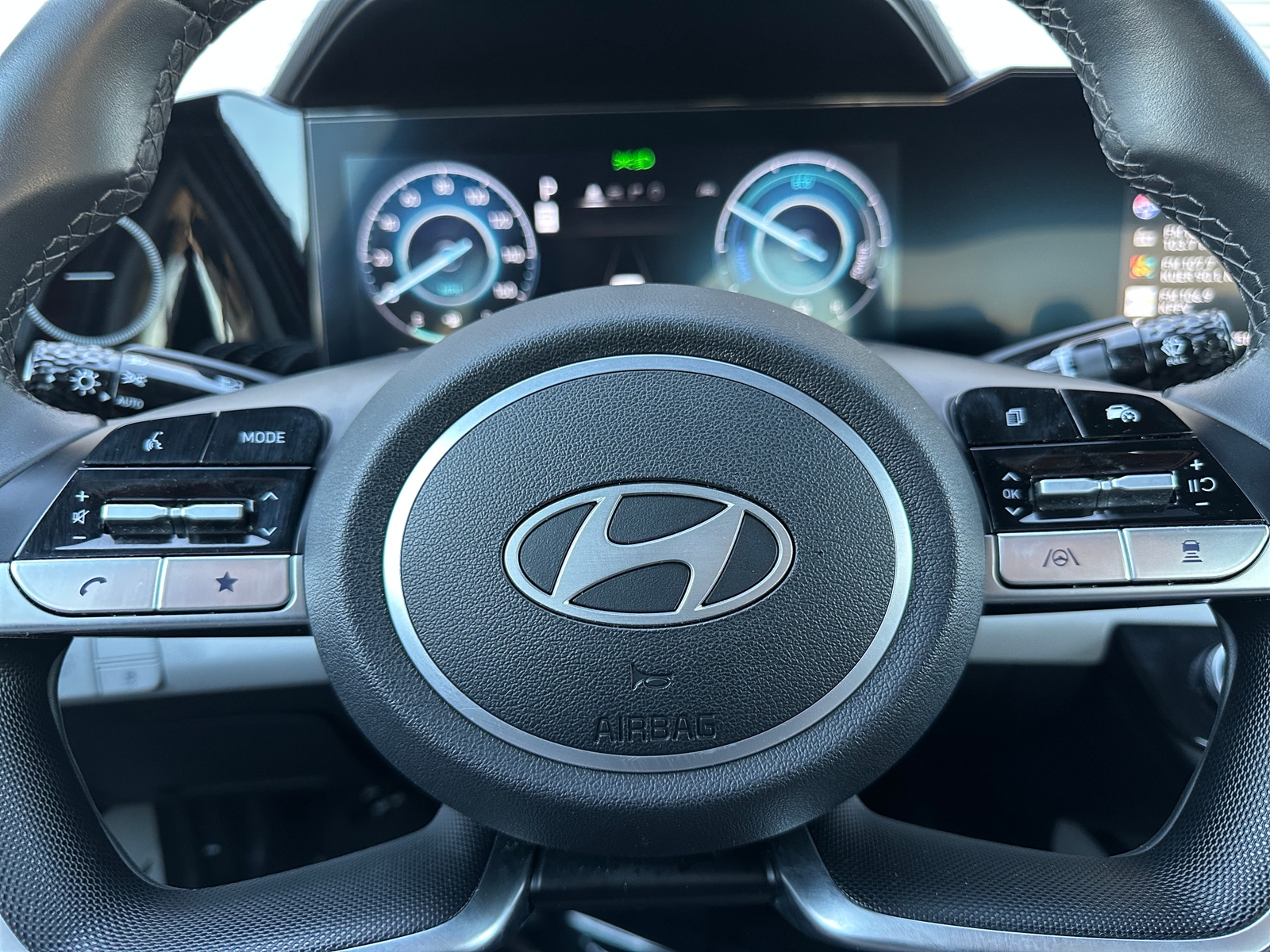 Thumbnail: 2025 Hyundai Elantra - 5