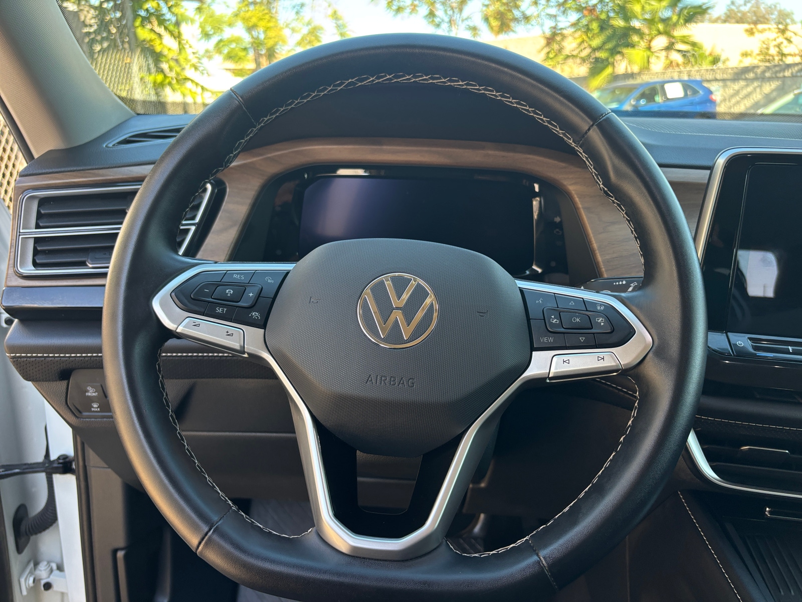 Thumbnail: 2025 Volkswagen Atlas - 5