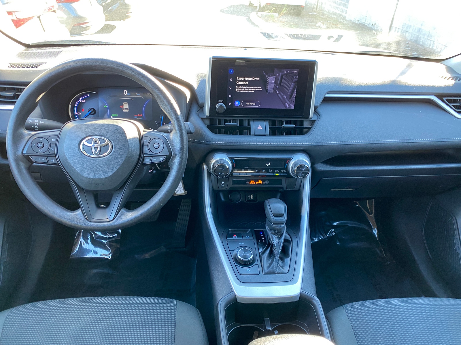 Thumbnail: 2025 Toyota RAV4 - 3