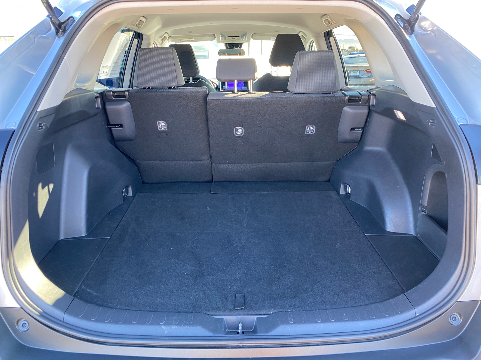 Thumbnail: 2025 Toyota RAV4 - 6