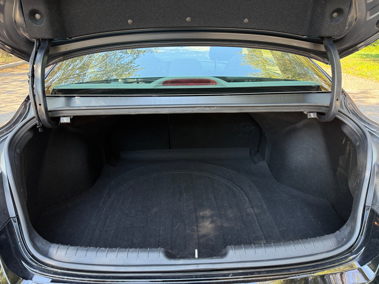 Thumbnail: 2025 Hyundai Elantra - 4