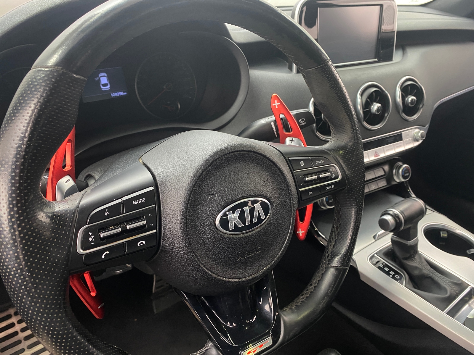 Thumbnail: 2019 Kia Stinger - 4