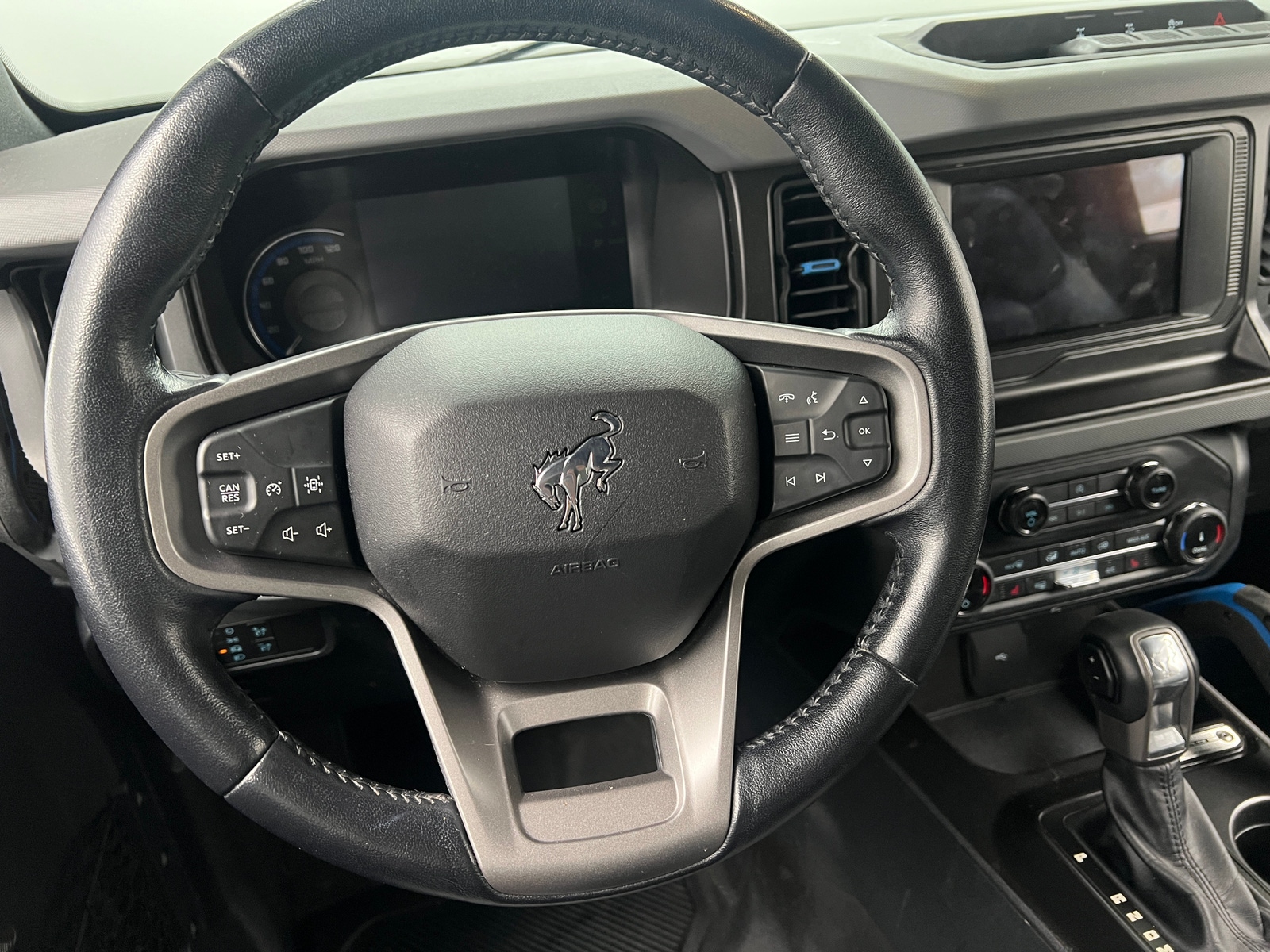 Thumbnail: 2022 Ford Bronco - 4