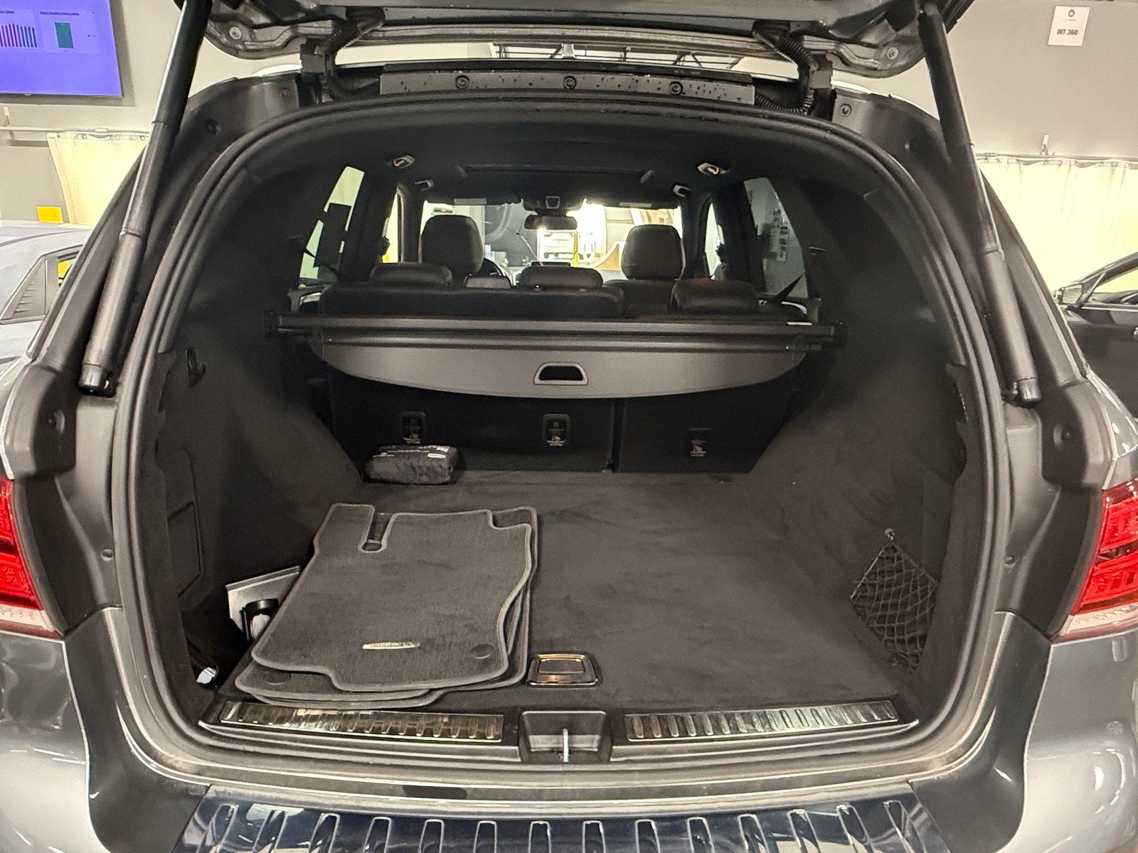 Thumbnail: 2018 Mercedes-Benz GLE - 6