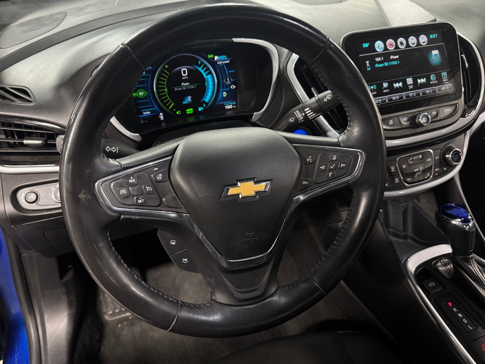 Thumbnail: 2017 Chevrolet Volt - 5