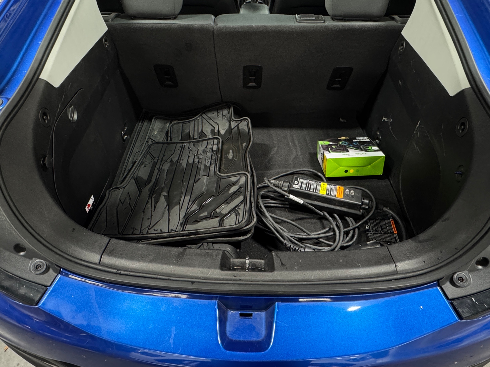 Thumbnail: 2017 Chevrolet Volt - 7