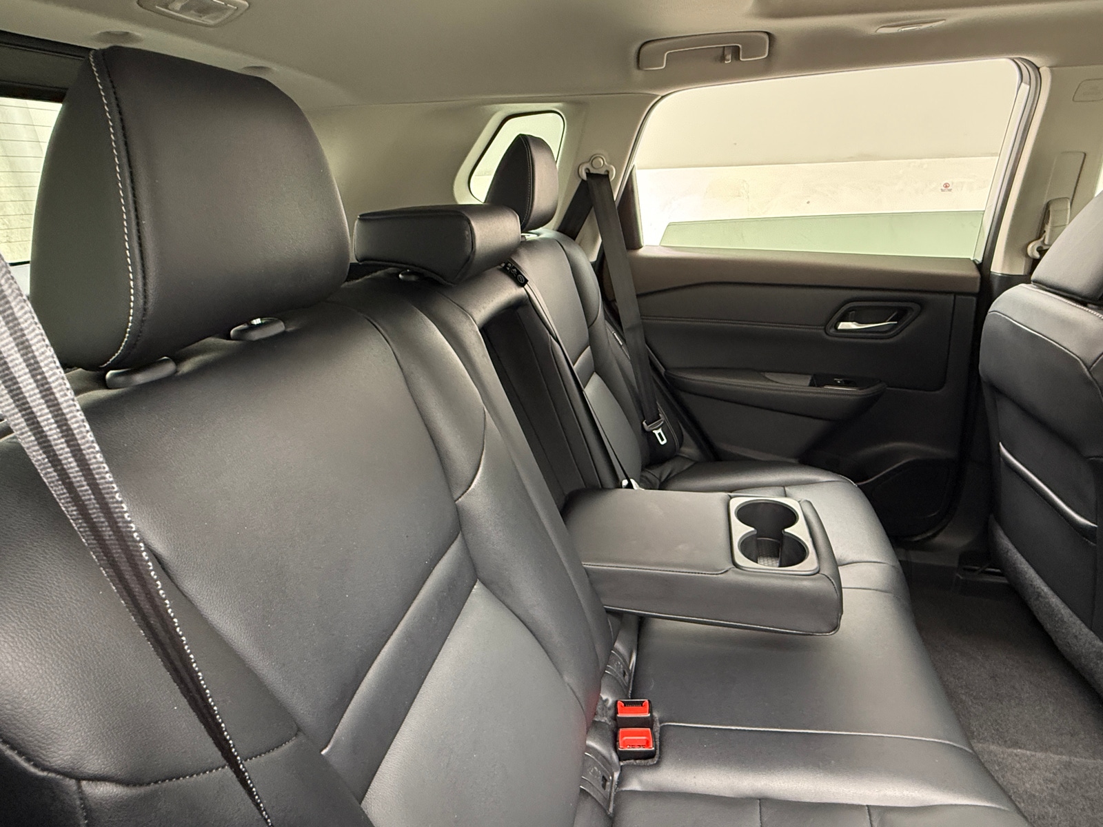 Thumbnail: 2022 Nissan Rogue - 5