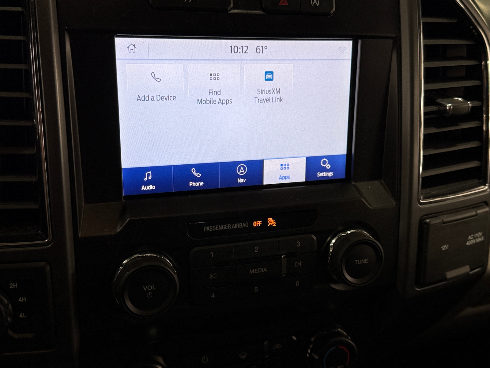 Thumbnail: 2020 Ford Econoline - 4