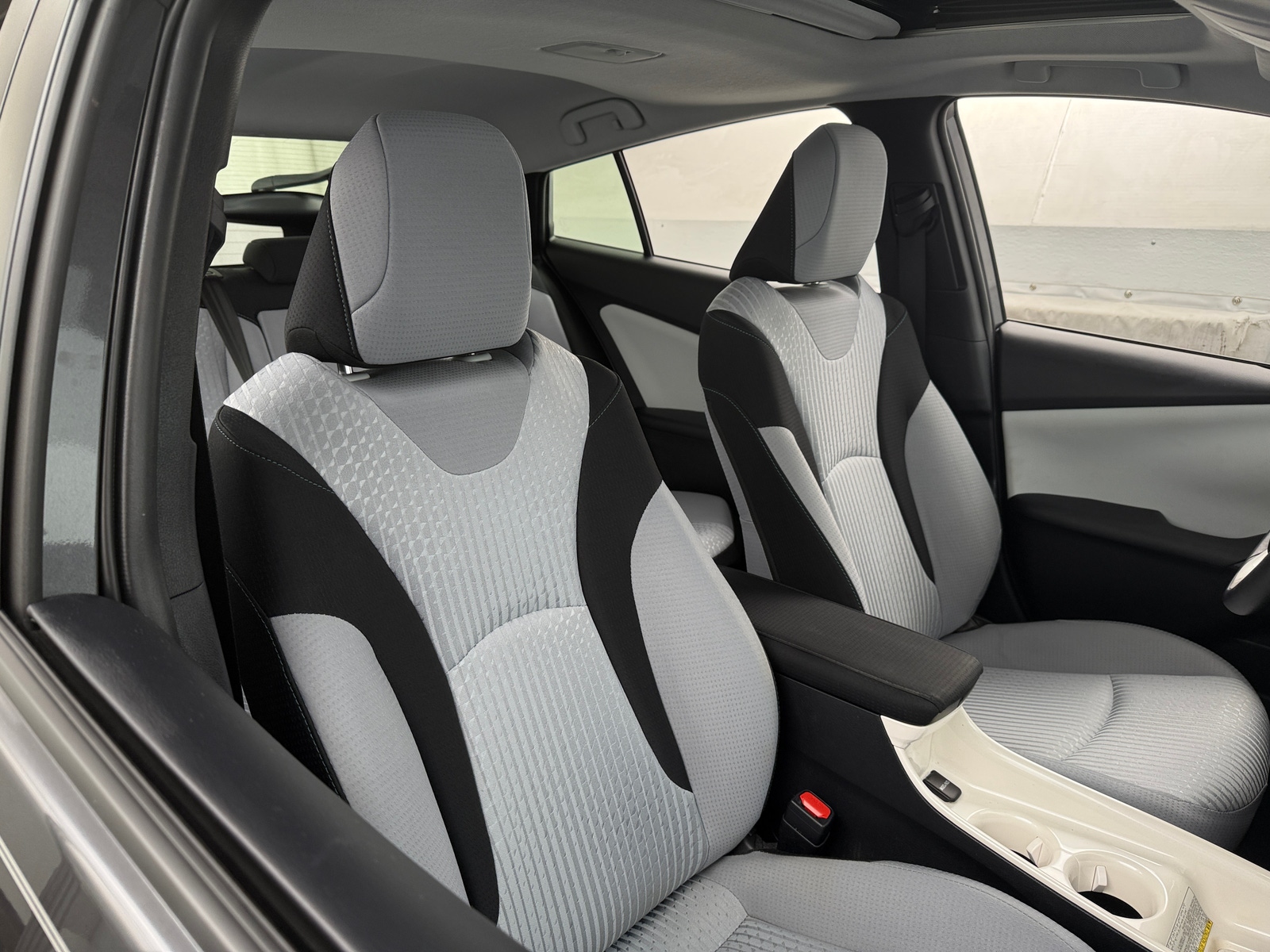 Thumbnail: 2017 Toyota Prius - 2