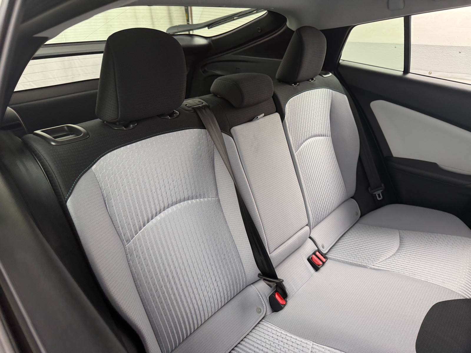 Thumbnail: 2017 Toyota Prius - 6