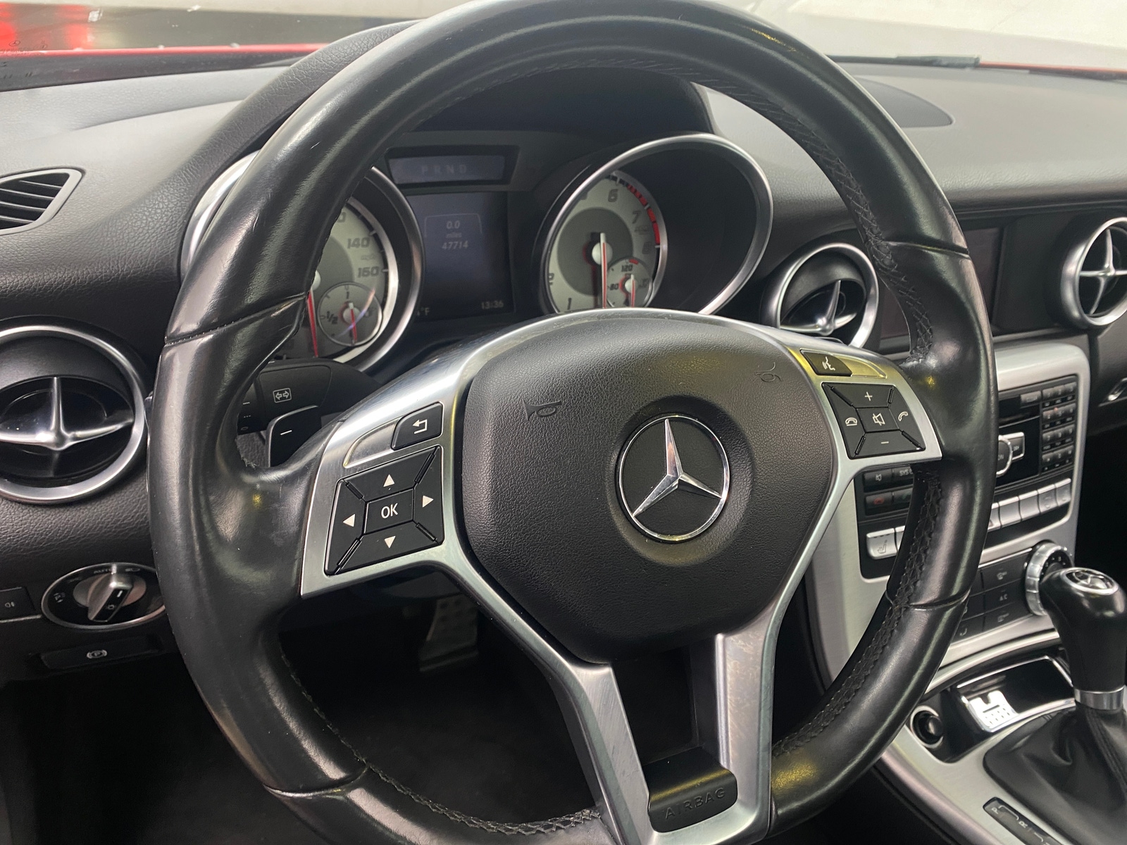 Thumbnail: 2015 Mercedes-Benz SLK - 4