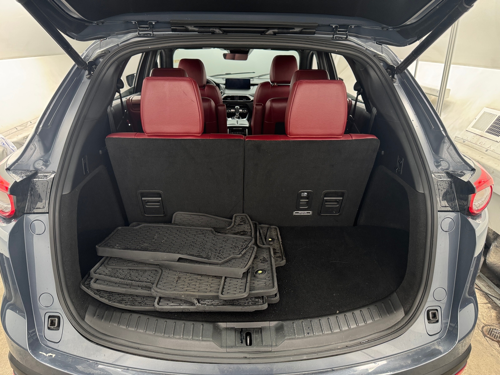 Thumbnail: 2023 Mazda CX-9 - 6