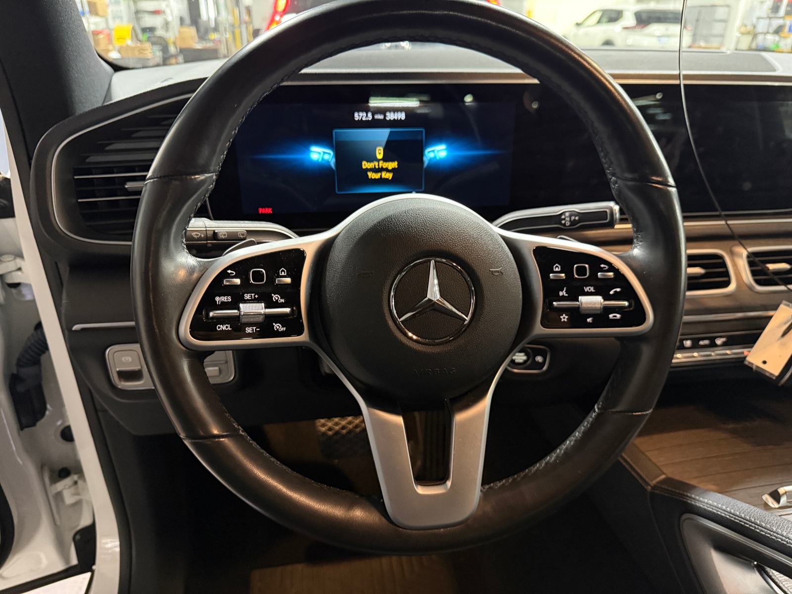 Thumbnail: 2021 Mercedes-Benz GLE - 4