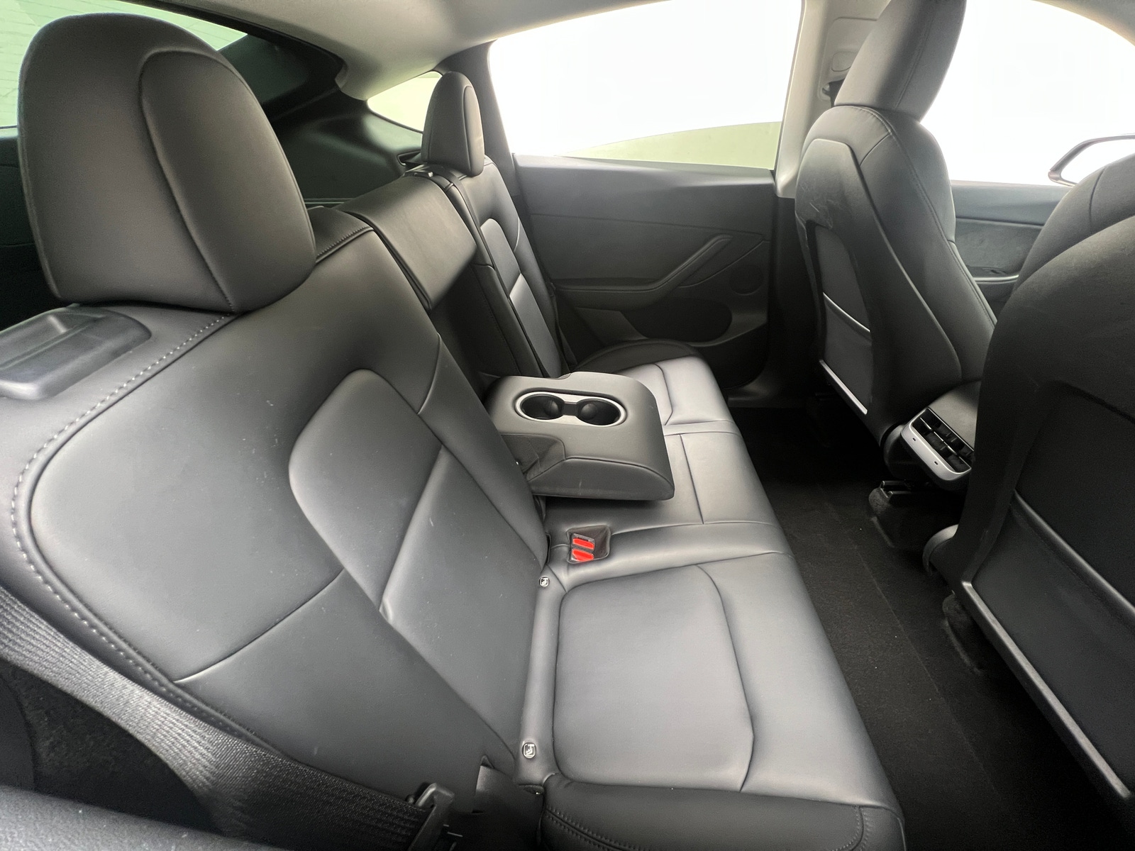 Thumbnail: 2022 Tesla Model Y - 5