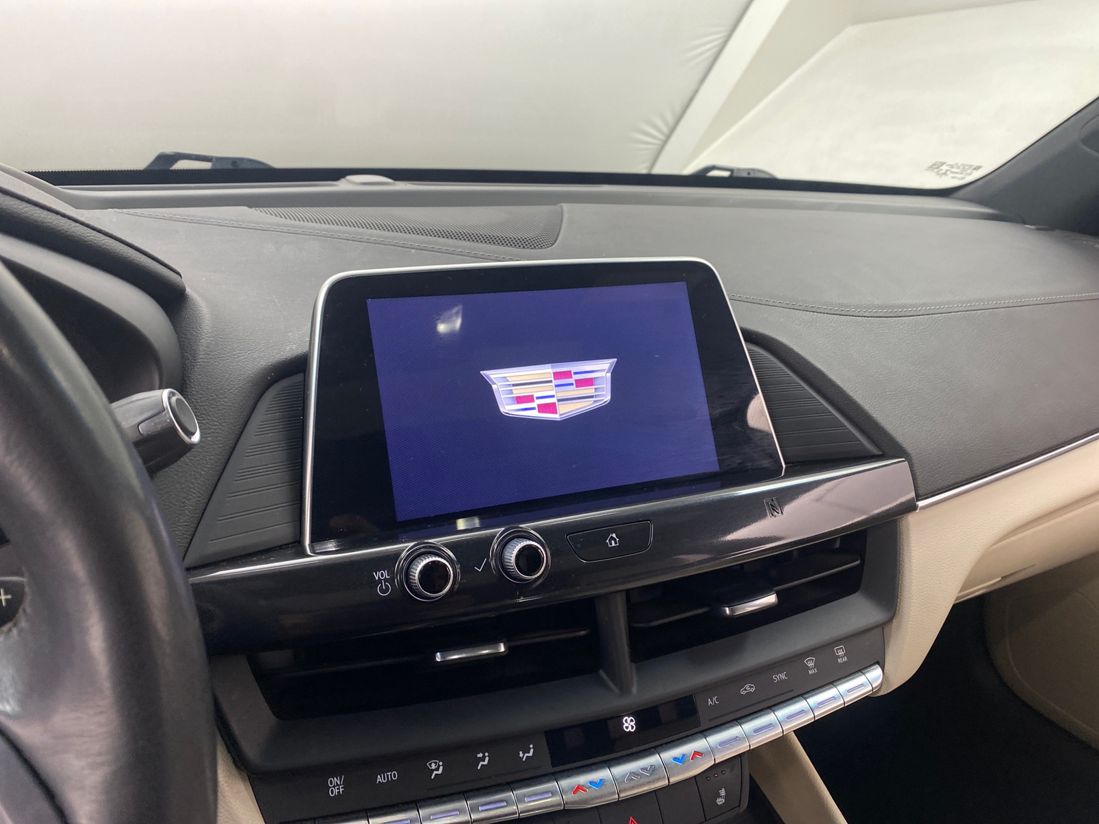 Thumbnail: 2021 Cadillac CT4 - 3